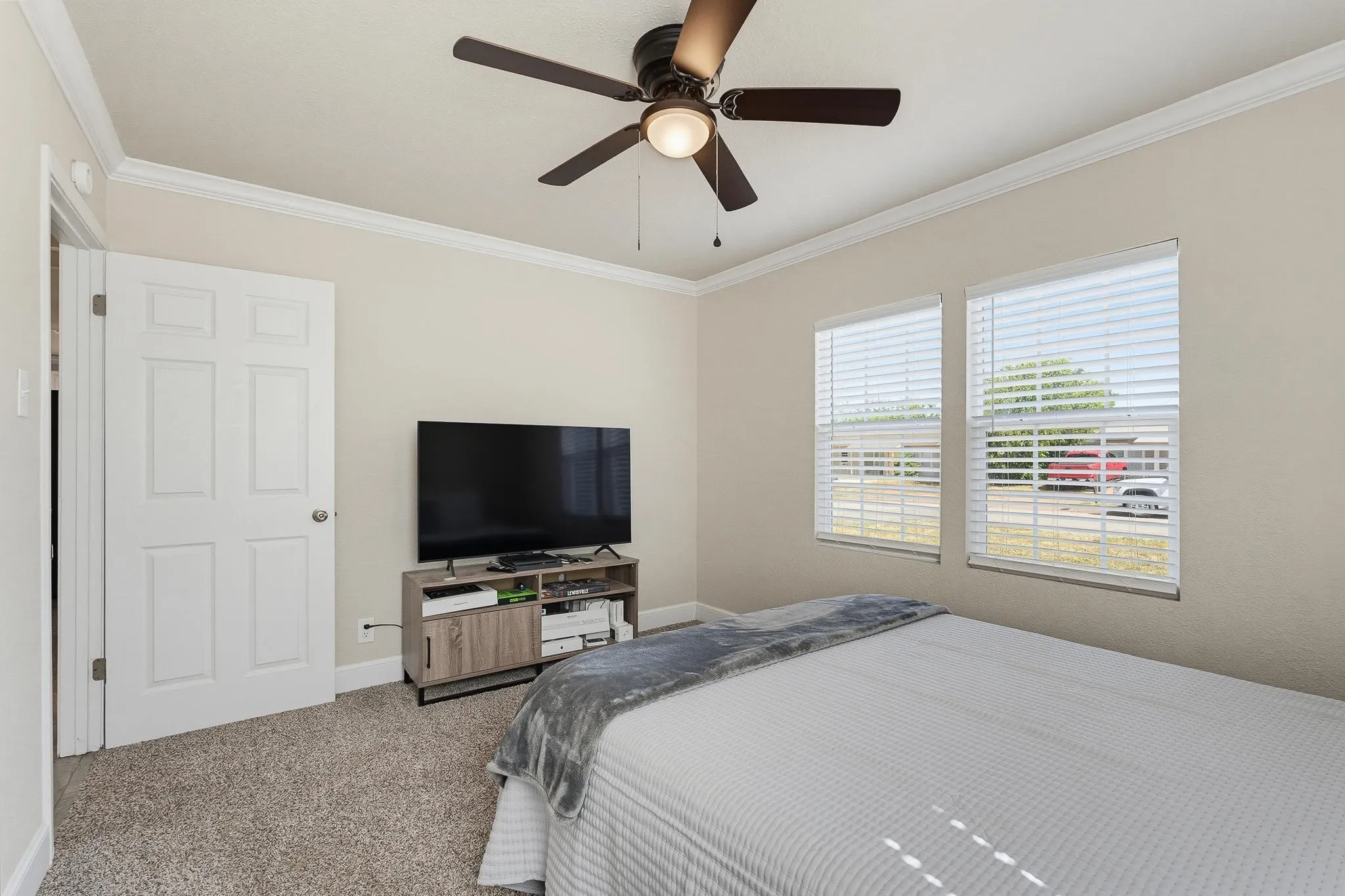 Single Family Residence For Sale in Taylor County , 5473 Questa Drive, Abilene, Texas 79605, 5 Bedroom, 2 Bathroom, Garage spaces, 1,618 Sqft, built in 1958, mls#21357782, Real Estate Agent in Abilene, Homes For Sale in Taylor county, Homes For Sale in Abilene, Realtor in Abilene Texas, Real Estate Brokerage Independent Realty Texas, Luminita Cordes Realtor
