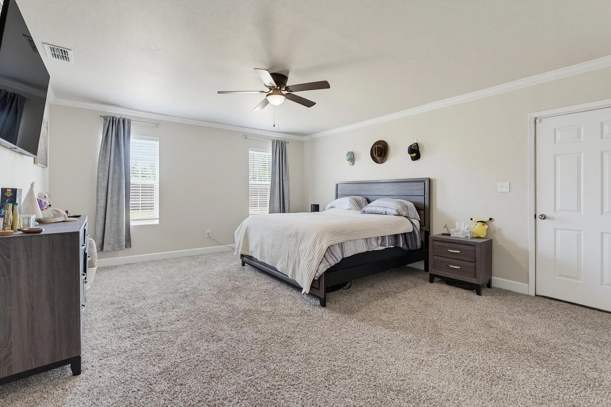 Single Family Residence For Sale in Taylor County , 5473 Questa Drive, Abilene, Texas 79605, 5 Bedroom, 2 Bathroom, Garage spaces, 1,618 Sqft, built in 1958, mls#21357782, Real Estate Agent in Abilene, Homes For Sale in Taylor county, Homes For Sale in Abilene, Realtor in Abilene Texas, Real Estate Brokerage Independent Realty Texas, Luminita Cordes Realtor