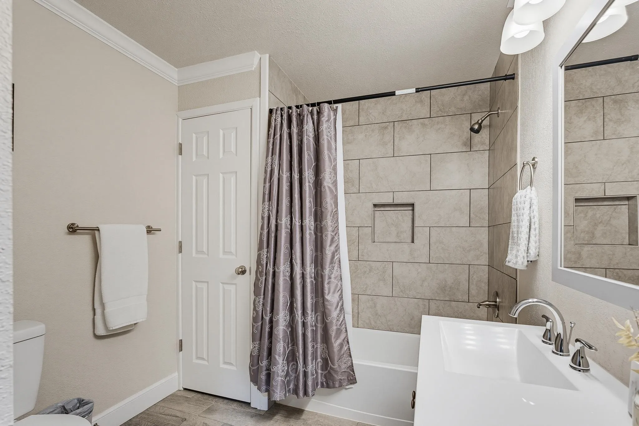 Single Family Residence For Sale in Taylor County , 5473 Questa Drive, Abilene, Texas 79605, 5 Bedroom, 2 Bathroom, Garage spaces, 1,618 Sqft, built in 1958, mls#21357782, Real Estate Agent in Abilene, Homes For Sale in Taylor county, Homes For Sale in Abilene, Realtor in Abilene Texas, Real Estate Brokerage Independent Realty Texas, Luminita Cordes Realtor