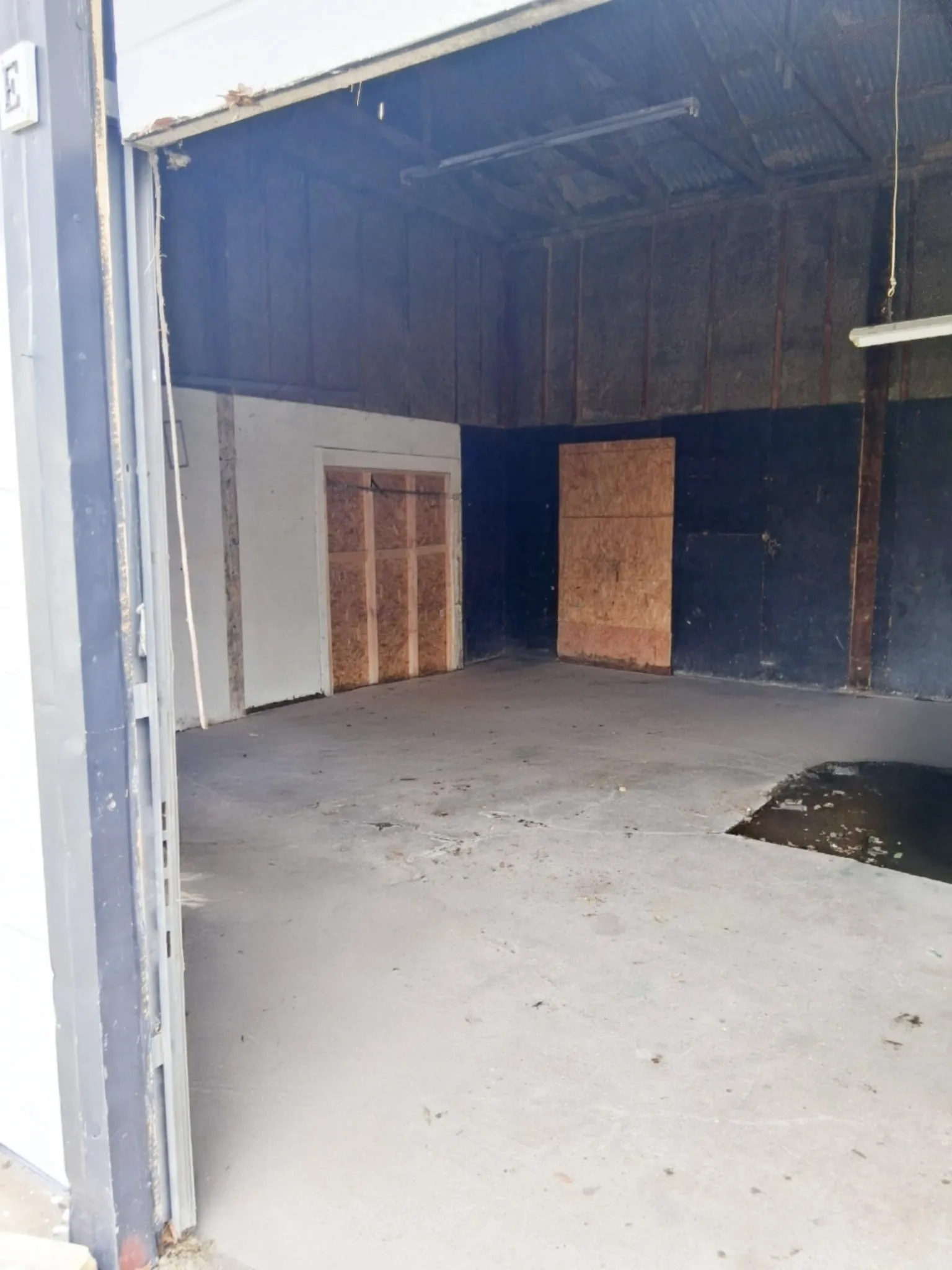 Warehouse For Rent in Denton County , 107 Lu Lane Drive E, Hackberry, Texas 75036, 0, 0, Garage spaces, 0 Sqft, built in 1985, mls#21357784, Real Estate Agent in Hackberry, Homes For Rent in Denton county, Homes For Rent in Hackberry, Realtor in Hackberry Texas, Real Estate Brokerage Independent Realty Texas, Luminita Cordes Realtor