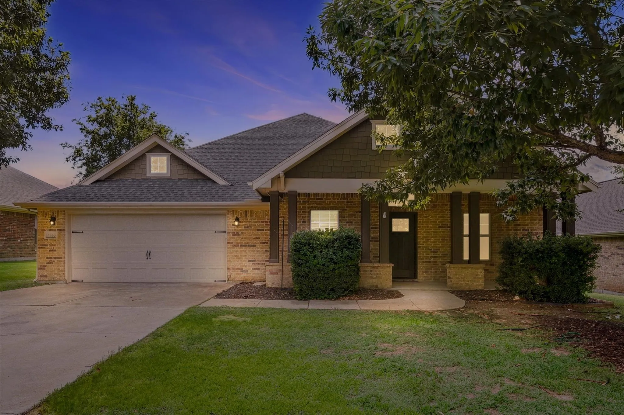 Single Family Residence For Sale in Tarrant County , 6333 Pinionpark Way, Fort Worth, Texas 76179, 4 Bedroom, 2 Bathroom, 2 Garage spaces, 2,123 Sqft, built in 2007, mls#21355389, Real Estate Agent in Fort Worth, Homes For Sale in Tarrant county, Homes For Sale in Fort Worth, Realtor in Fort Worth Texas, Real Estate Brokerage Independent Realty Texas, Luminita Cordes Realtor