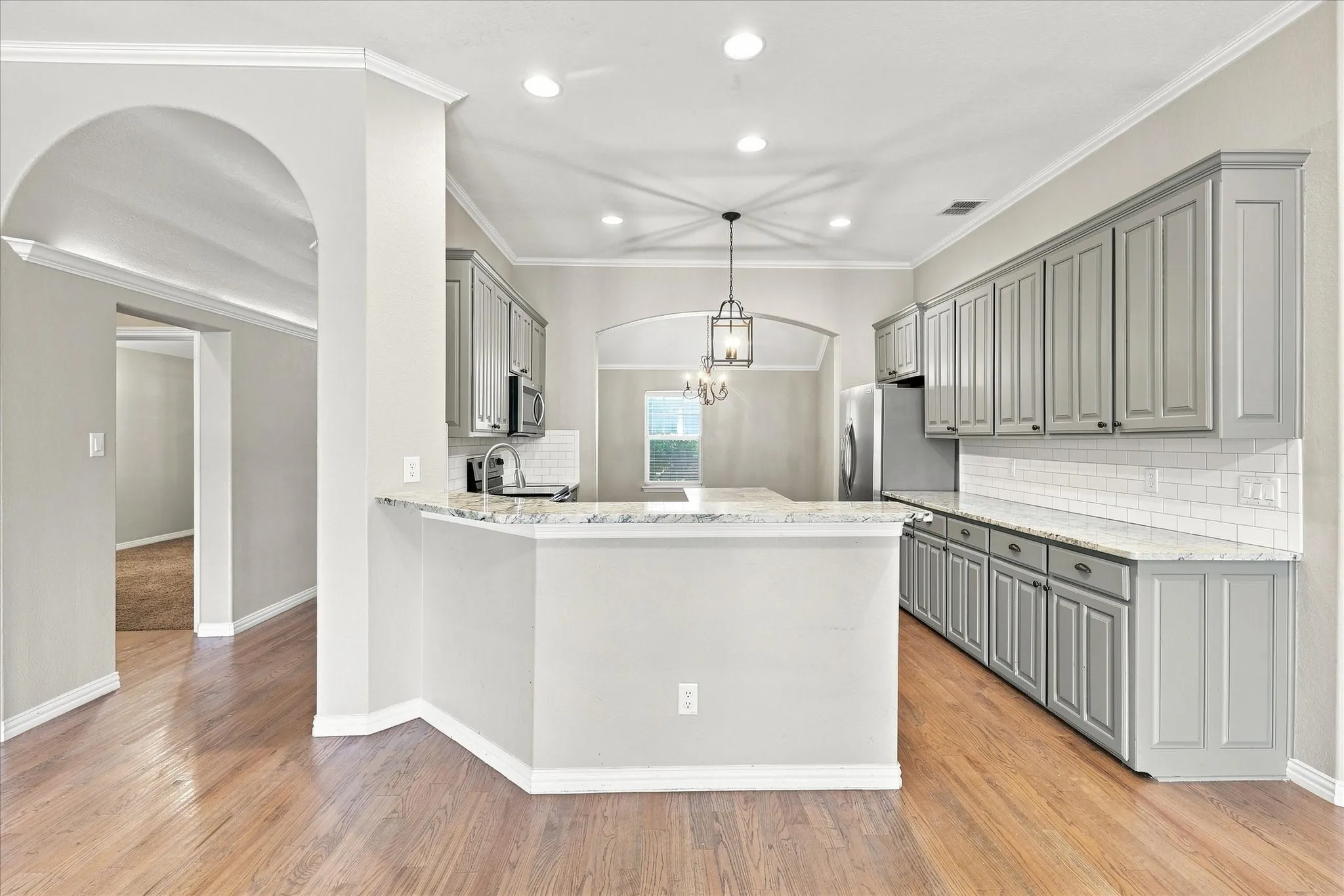 Single Family Residence For Sale in Tarrant County , 6333 Pinionpark Way, Fort Worth, Texas 76179, 4 Bedroom, 2 Bathroom, 2 Garage spaces, 2,123 Sqft, built in 2007, mls#21355389, Real Estate Agent in Fort Worth, Homes For Sale in Tarrant county, Homes For Sale in Fort Worth, Realtor in Fort Worth Texas, Real Estate Brokerage Independent Realty Texas, Luminita Cordes Realtor