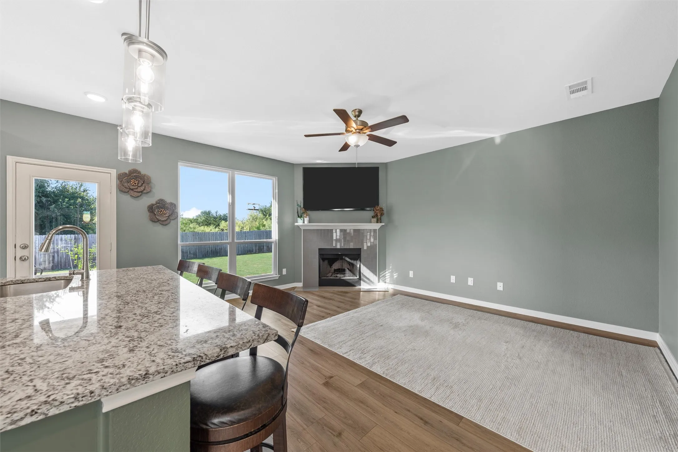 Single Family Residence For Sale in Mc Lennan County , 6940 Sulphur Court, China Spring, Texas 76633, 4 Bedroom, 3 Bathroom, 2 Garage spaces, 2,489 Sqft, built in 2023, mls#21357450, Real Estate Agent in China Spring, Homes For Sale in Mc Lennan county, Homes For Sale in China Spring, Realtor in China Spring Texas, Real Estate Brokerage Independent Realty Texas, Luminita Cordes Realtor