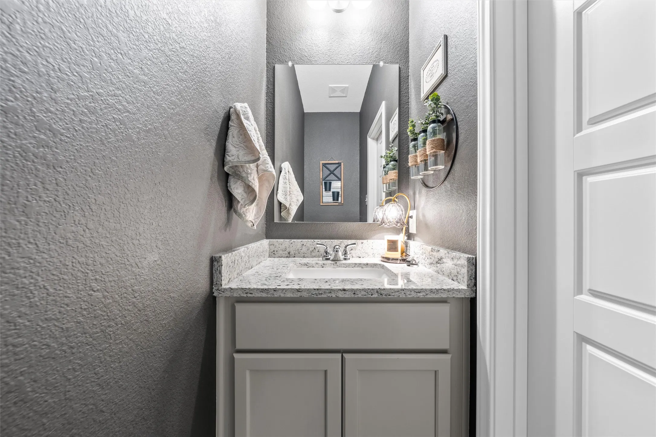 Single Family Residence For Sale in Mc Lennan County , 6940 Sulphur Court, China Spring, Texas 76633, 4 Bedroom, 3 Bathroom, 2 Garage spaces, 2,489 Sqft, built in 2023, mls#21357450, Real Estate Agent in China Spring, Homes For Sale in Mc Lennan county, Homes For Sale in China Spring, Realtor in China Spring Texas, Real Estate Brokerage Independent Realty Texas, Luminita Cordes Realtor