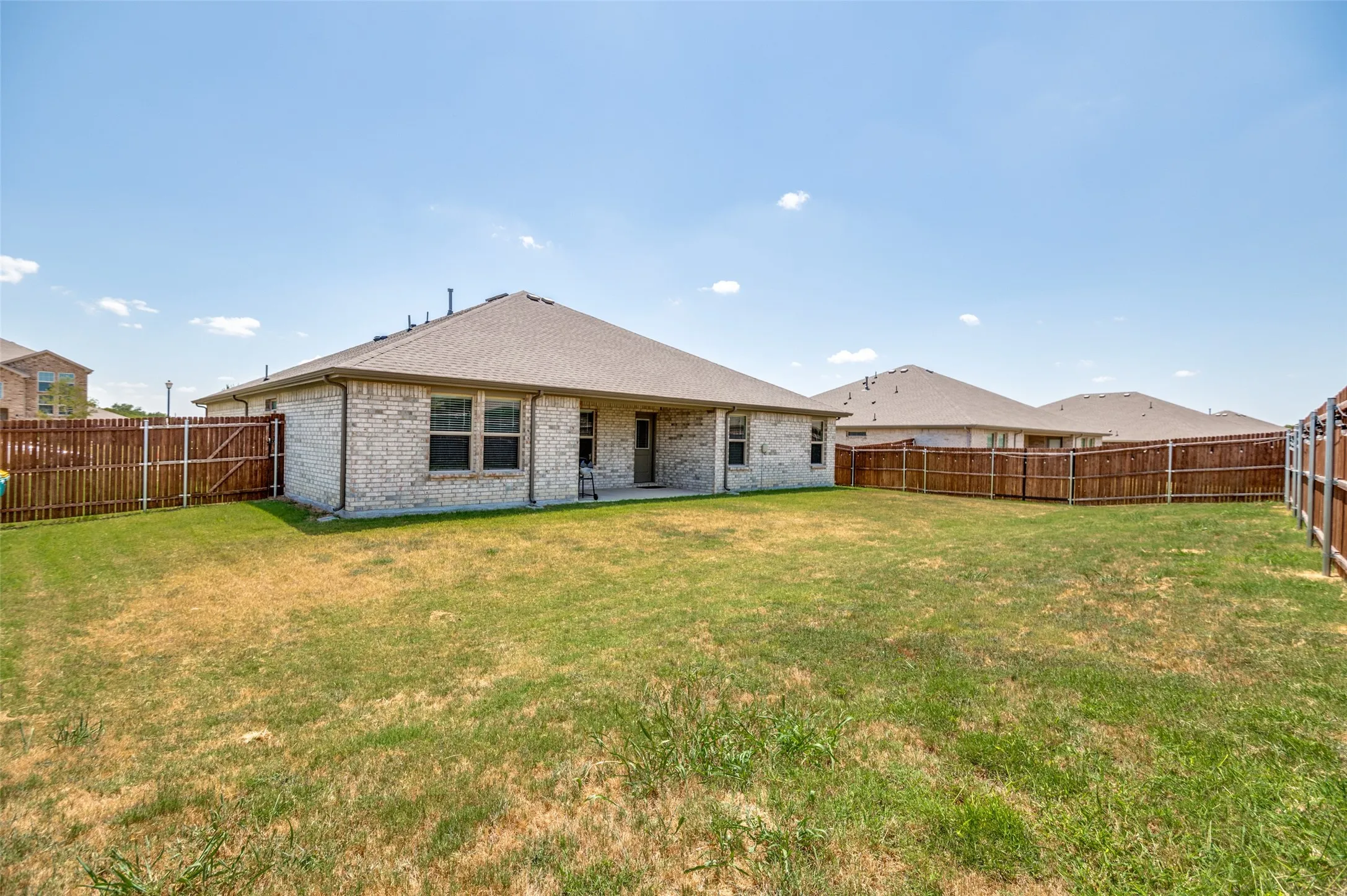 Single Family Residence For Sale in Dallas County , 1337 Rolling Meadows Drive, Cedar Hill, Texas 75104, 4 Bedroom, 2 Bathroom, 2 Garage spaces, 2,188 Sqft, built in 2023, Price $398,000, mls#21357651, Real Estate Agent in Cedar Hill, Homes For Sale in Dallas county, Homes For Sale in Cedar Hill, Realtor in Cedar Hill Texas, Real Estate Brokerage Independent Realty Texas, Luminita Cordes Realtor