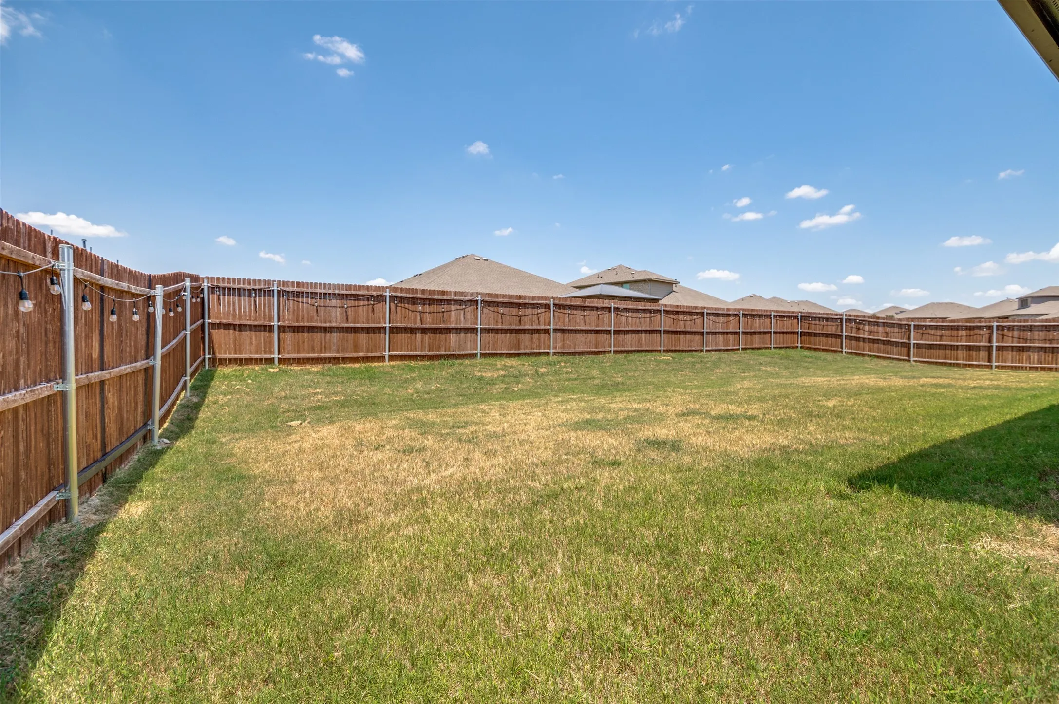 Single Family Residence For Sale in Dallas County , 1337 Rolling Meadows Drive, Cedar Hill, Texas 75104, 4 Bedroom, 2 Bathroom, 2 Garage spaces, 2,188 Sqft, built in 2023, Price $398,000, mls#21357651, Real Estate Agent in Cedar Hill, Homes For Sale in Dallas county, Homes For Sale in Cedar Hill, Realtor in Cedar Hill Texas, Real Estate Brokerage Independent Realty Texas, Luminita Cordes Realtor