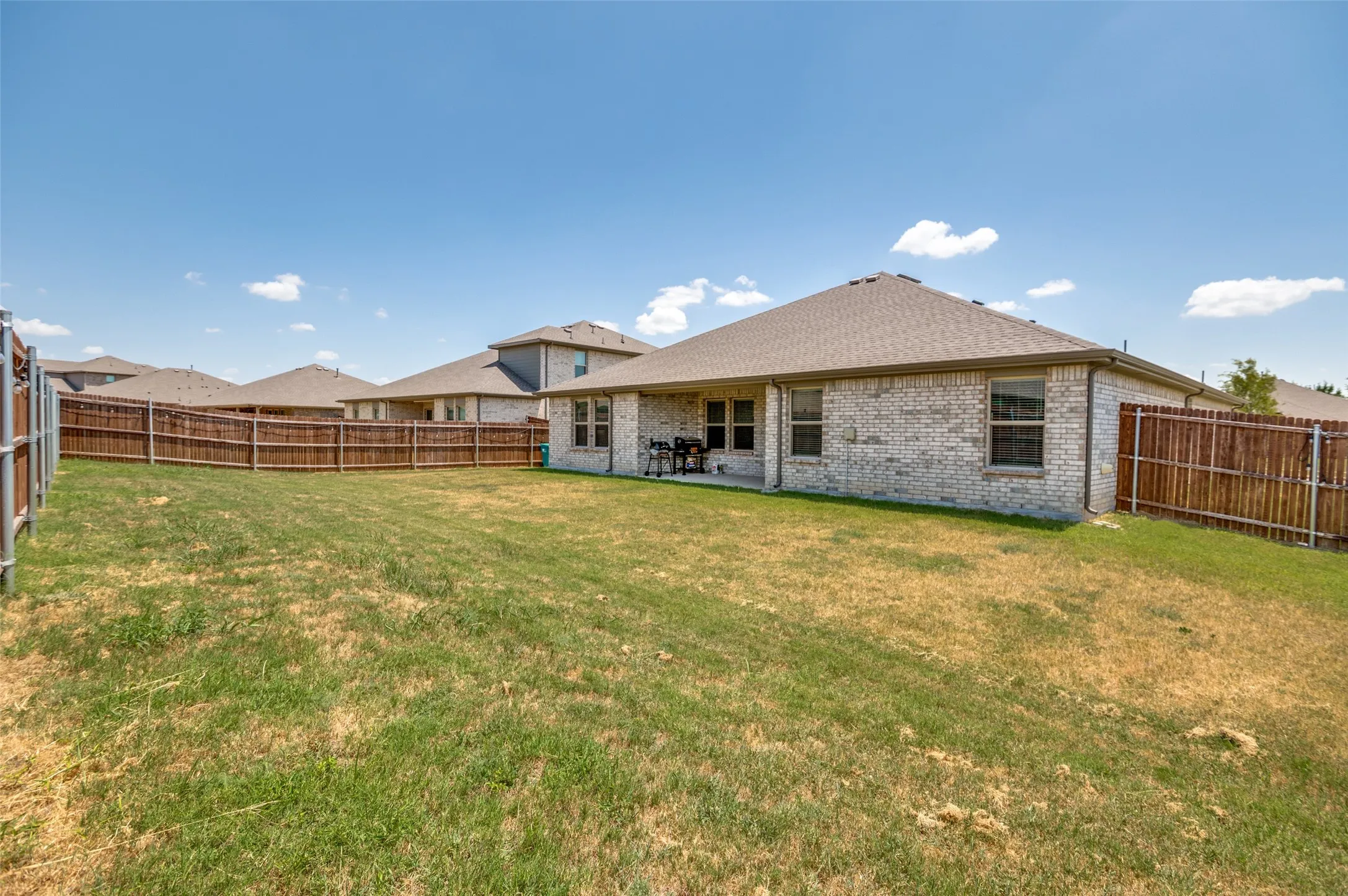Single Family Residence For Sale in Dallas County , 1337 Rolling Meadows Drive, Cedar Hill, Texas 75104, 4 Bedroom, 2 Bathroom, 2 Garage spaces, 2,188 Sqft, built in 2023, Price $398,000, mls#21357651, Real Estate Agent in Cedar Hill, Homes For Sale in Dallas county, Homes For Sale in Cedar Hill, Realtor in Cedar Hill Texas, Real Estate Brokerage Independent Realty Texas, Luminita Cordes Realtor