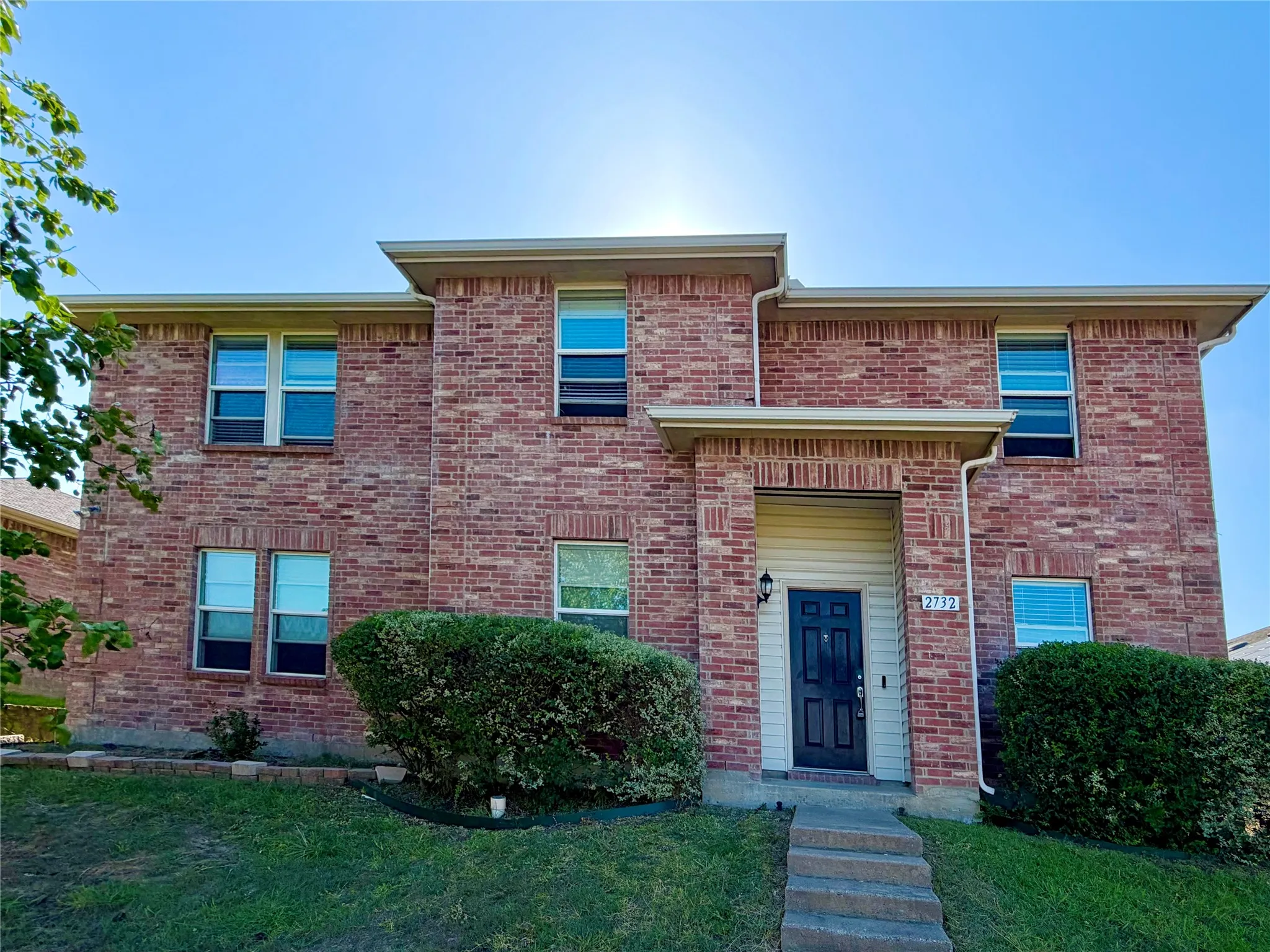 Single Family Residence For Rent in Dallas County , 2732 Ingram Circle, Mesquite, Texas 75181, 5 Bedroom, 3 Bathroom, 2 Garage spaces, 2,989 Sqft, built in 2005, mls#21357753, Real Estate Agent in Mesquite, Homes For Rent in Dallas county, Homes For Rent in Mesquite, Realtor in Mesquite Texas, Real Estate Brokerage Independent Realty Texas, Luminita Cordes Realtor