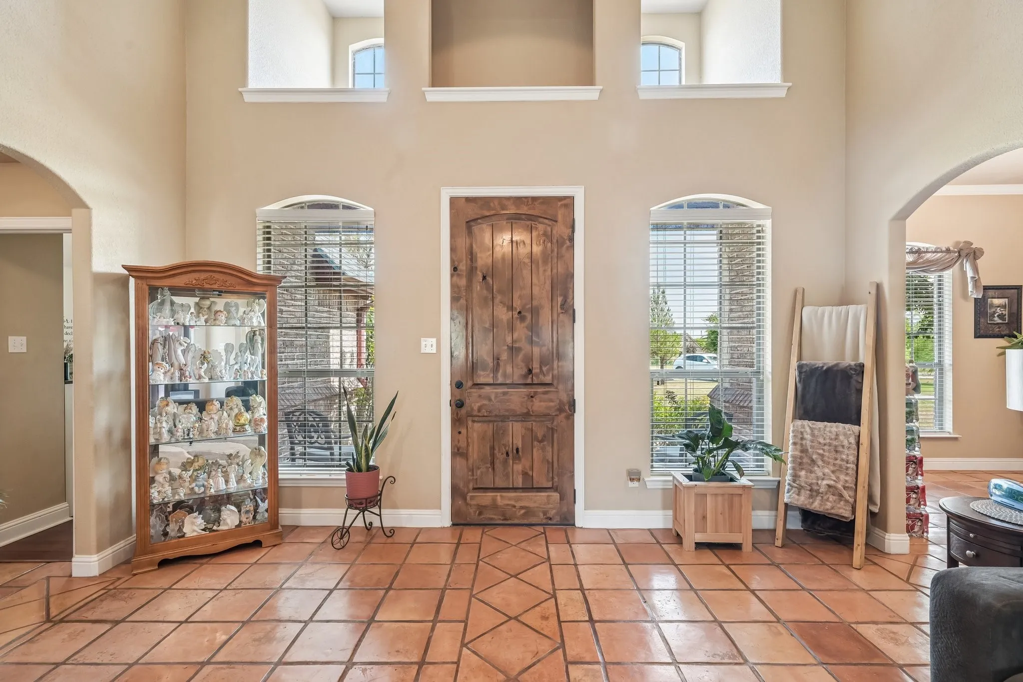 Single Family Residence For Sale in Parker County , 145 Mc Kay Lane, Weatherford, Texas 76088, 4 Bedroom, 3 Bathroom, 2 Garage spaces, 2,310 Sqft, built in 2006, mls#21357792, Real Estate Agent in Weatherford, Homes For Sale in Parker county, Homes For Sale in Weatherford, Realtor in Weatherford Texas, Real Estate Brokerage Independent Realty Texas, Luminita Cordes Realtor