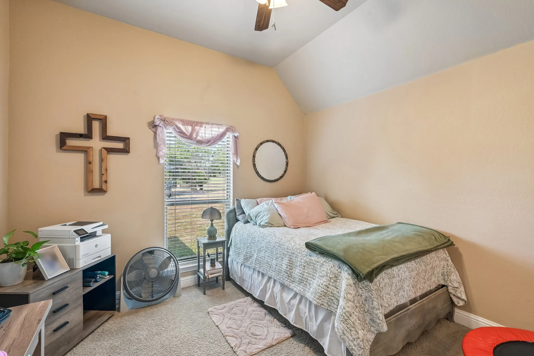 Single Family Residence For Sale in Parker County , 145 Mc Kay Lane, Weatherford, Texas 76088, 4 Bedroom, 3 Bathroom, 2 Garage spaces, 2,310 Sqft, built in 2006, mls#21357792, Real Estate Agent in Weatherford, Homes For Sale in Parker county, Homes For Sale in Weatherford, Realtor in Weatherford Texas, Real Estate Brokerage Independent Realty Texas, Luminita Cordes Realtor