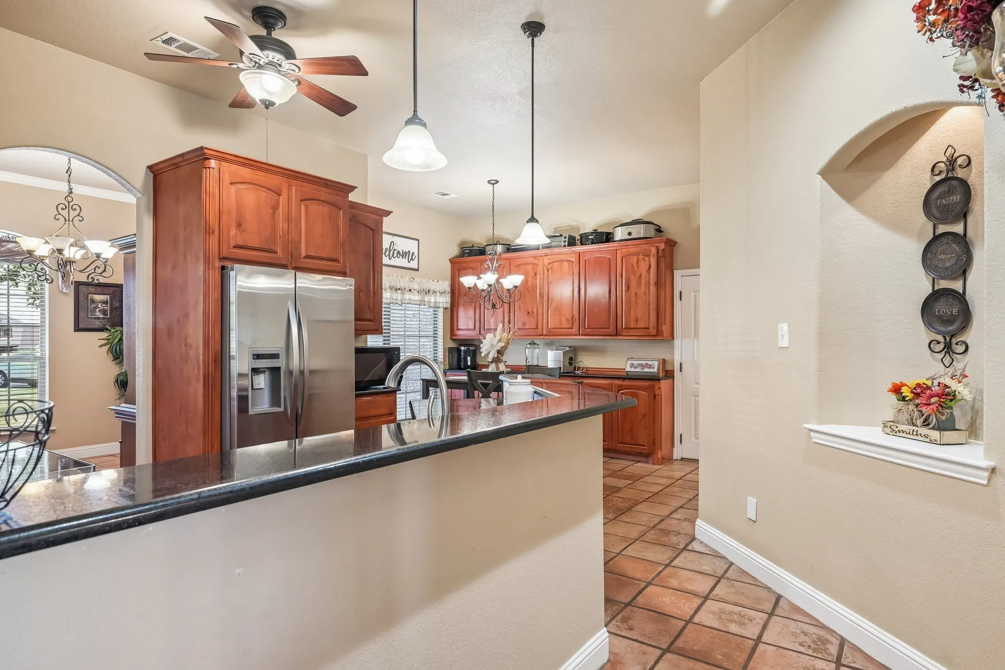Single Family Residence For Sale in Parker County , 145 Mc Kay Lane, Weatherford, Texas 76088, 4 Bedroom, 3 Bathroom, 2 Garage spaces, 2,310 Sqft, built in 2006, mls#21357792, Real Estate Agent in Weatherford, Homes For Sale in Parker county, Homes For Sale in Weatherford, Realtor in Weatherford Texas, Real Estate Brokerage Independent Realty Texas, Luminita Cordes Realtor