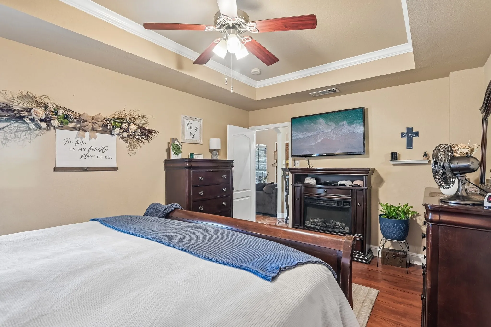 Single Family Residence For Sale in Parker County , 145 Mc Kay Lane, Weatherford, Texas 76088, 4 Bedroom, 3 Bathroom, 2 Garage spaces, 2,310 Sqft, built in 2006, mls#21357792, Real Estate Agent in Weatherford, Homes For Sale in Parker county, Homes For Sale in Weatherford, Realtor in Weatherford Texas, Real Estate Brokerage Independent Realty Texas, Luminita Cordes Realtor
