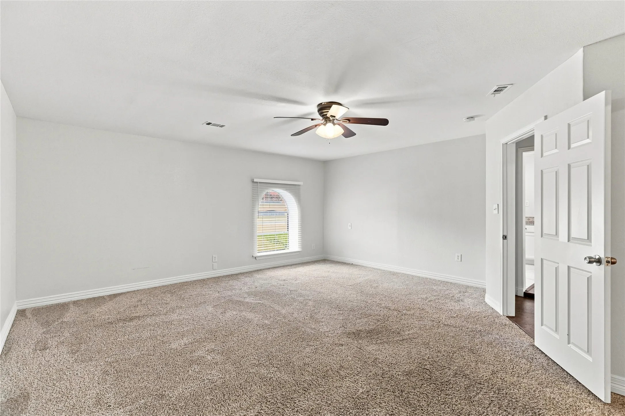 Large bedroom