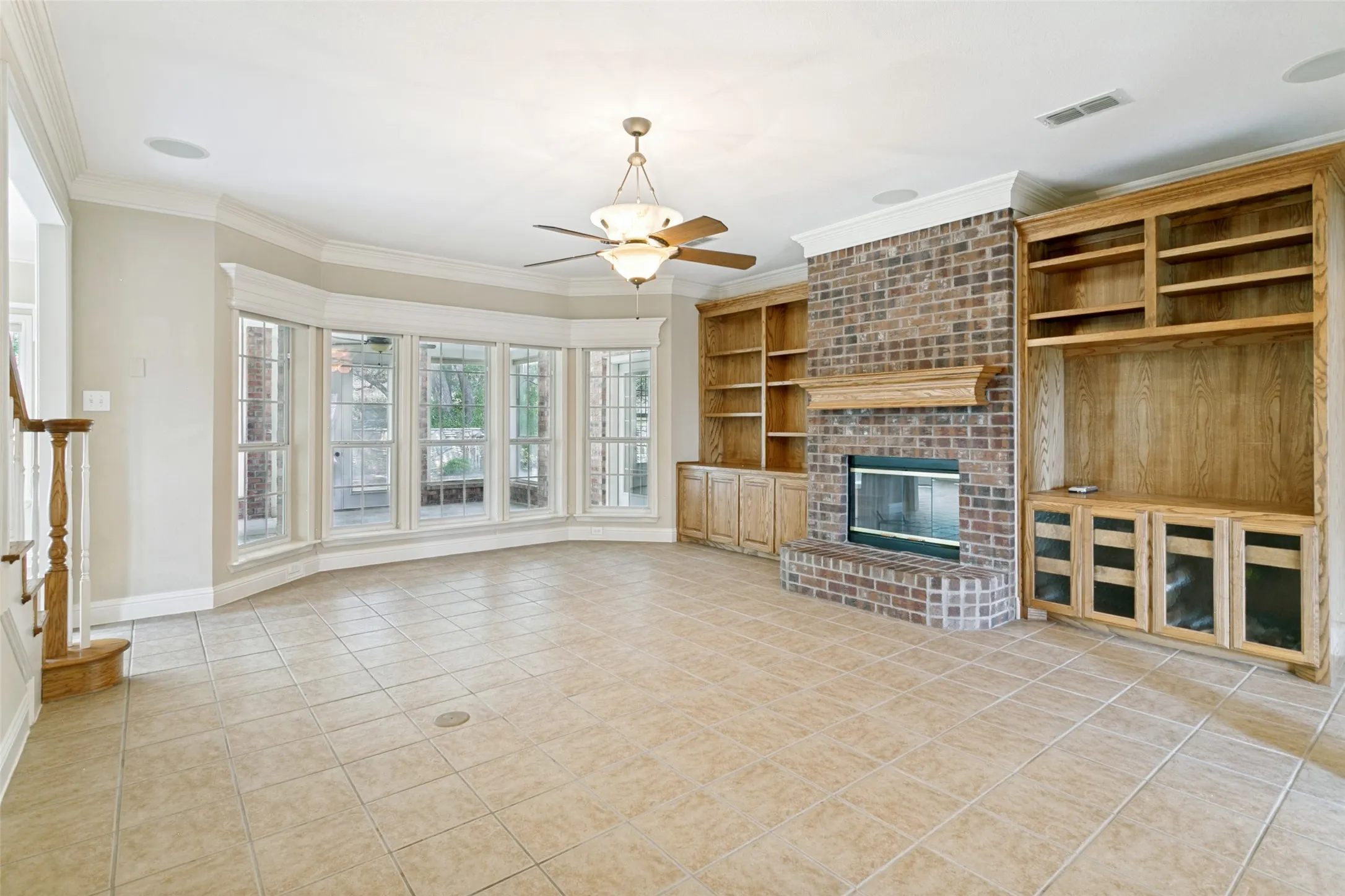 Single Family Residence For Sale in Tarrant County , 6932 La Cantera Drive, Fort Worth, Texas 76108, 4 Bedroom, 4 Bathroom, 3 Garage spaces, 3,493 Sqft, built in 2003, mls#21336847, Real Estate Agent in Fort Worth, Homes For Sale in Tarrant county, Homes For Sale in Fort Worth, Realtor in Fort Worth Texas, Real Estate Brokerage Independent Realty Texas, Luminita Cordes Realtor