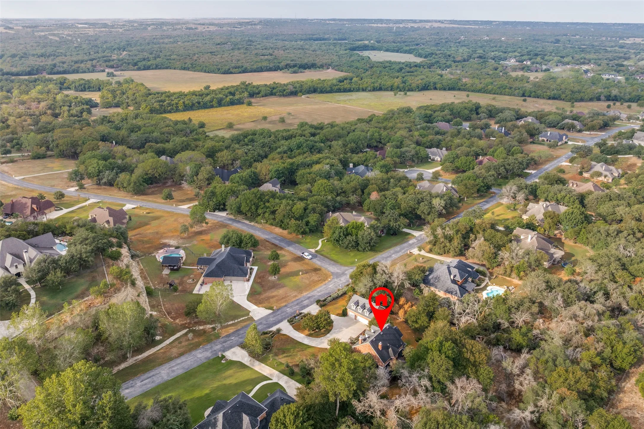 Single Family Residence For Sale in Tarrant County , 6932 La Cantera Drive, Fort Worth, Texas 76108, 4 Bedroom, 4 Bathroom, 3 Garage spaces, 3,493 Sqft, built in 2003, mls#21336847, Real Estate Agent in Fort Worth, Homes For Sale in Tarrant county, Homes For Sale in Fort Worth, Realtor in Fort Worth Texas, Real Estate Brokerage Independent Realty Texas, Luminita Cordes Realtor
