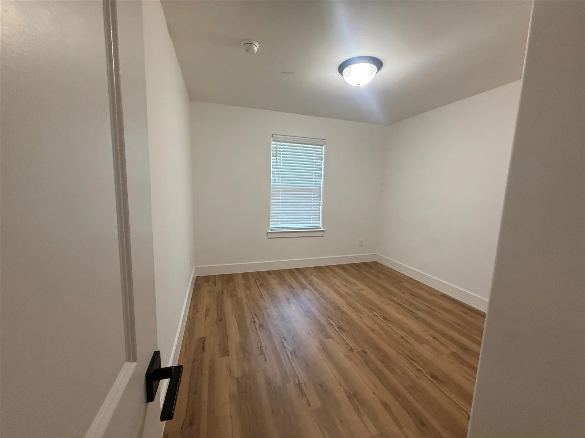 Single Family Residence For Sale in Fannin County , 905 E 10th Street, Bonham, Texas 75418, 3 Bedroom, 2 Bathroom, 1 Garage spaces, 1,392 Sqft, built in 2024, Price $259,000, mls#21357604, Real Estate Agent in Bonham, Homes For Sale in Fannin county, Homes For Sale in Bonham, Realtor in Bonham Texas, Real Estate Brokerage Independent Realty Texas, Luminita Cordes Realtor