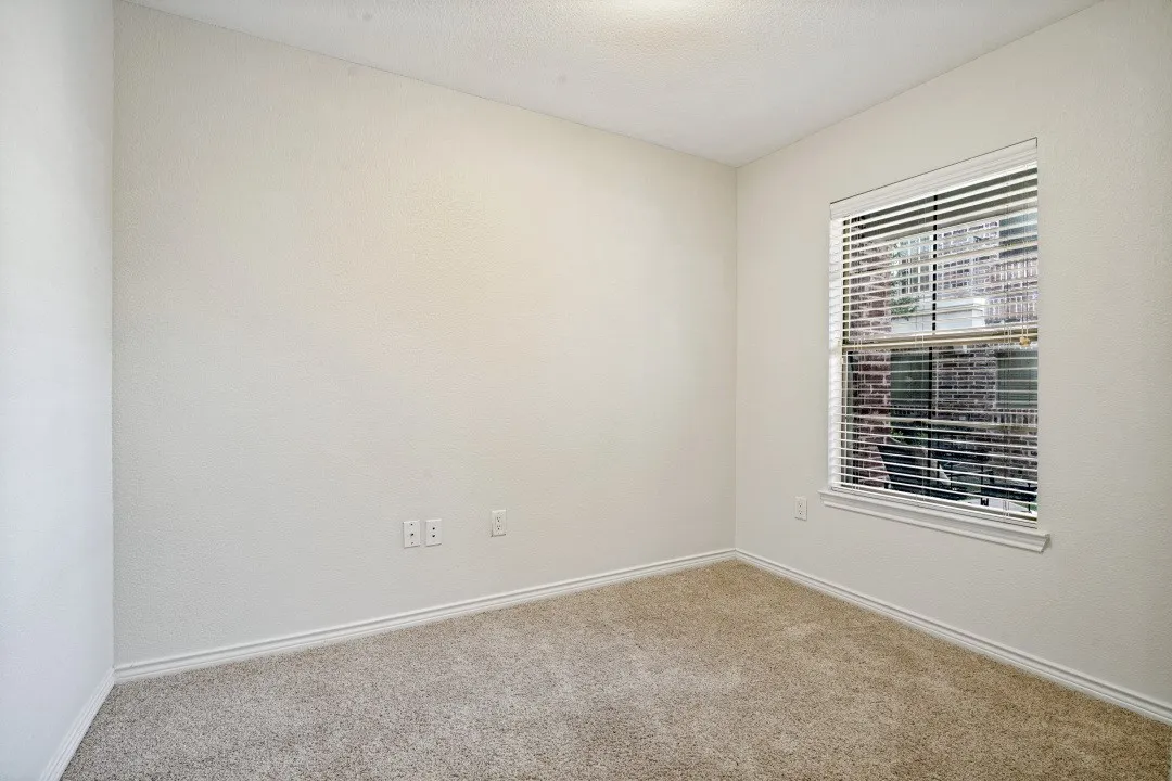 Townhouse For Rent in Dallas County , 2016 Azure Pointe, Richardson, Texas 75080, 2 Bedroom, 2 Bathroom, 2 Garage spaces, 1,626 Sqft, built in 2006, mls#21357799, Real Estate Agent in Richardson, Homes For Rent in Dallas county, Homes For Rent in Richardson, Realtor in Richardson Texas, Real Estate Brokerage Independent Realty Texas, Luminita Cordes Realtor