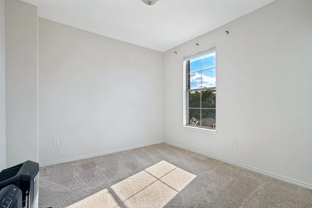 Townhouse For Rent in Dallas County , 2016 Azure Pointe, Richardson, Texas 75080, 2 Bedroom, 2 Bathroom, 2 Garage spaces, 1,626 Sqft, built in 2006, mls#21357799, Real Estate Agent in Richardson, Homes For Rent in Dallas county, Homes For Rent in Richardson, Realtor in Richardson Texas, Real Estate Brokerage Independent Realty Texas, Luminita Cordes Realtor