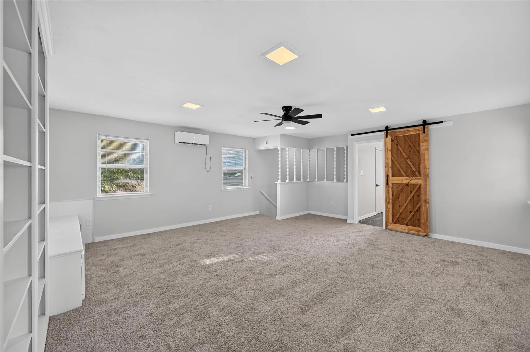 Single Family Residence For Sale in Tarrant County , 1902 Alamo Drive, Arlington, Texas 76012, 4 Bedroom, 3 Bathroom, 2 Garage spaces, 2,437 Sqft, built in 1972, mls#21357680, Real Estate Agent in Arlington, Homes For Sale in Tarrant county, Homes For Sale in Arlington, Realtor in Arlington Texas, Real Estate Brokerage Independent Realty Texas, Luminita Cordes Realtor