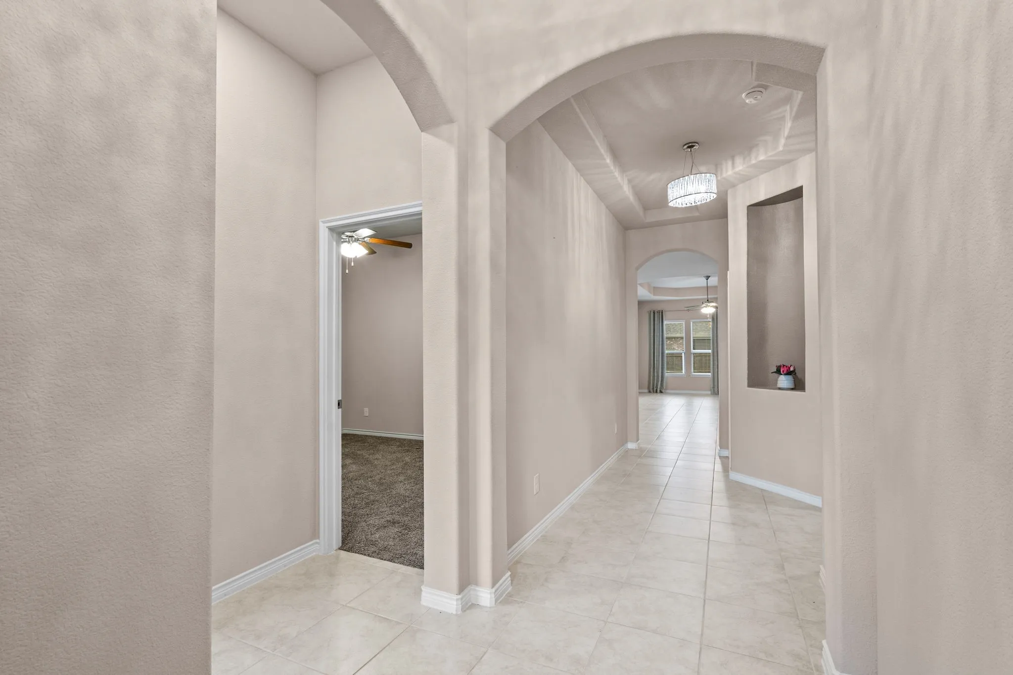 Single Family Residence For Rent in Denton County , 2104 Lake Cliff Drive, Little Elm, Texas 75068, 3 Bedroom, 2 Bathroom, 2 Garage spaces, 2,033 Sqft, built in 2017, mls#21357811, Real Estate Agent in Little Elm, Homes For Rent in Denton county, Homes For Rent in Little Elm, Realtor in Little Elm Texas, Real Estate Brokerage Independent Realty Texas, Luminita Cordes Realtor