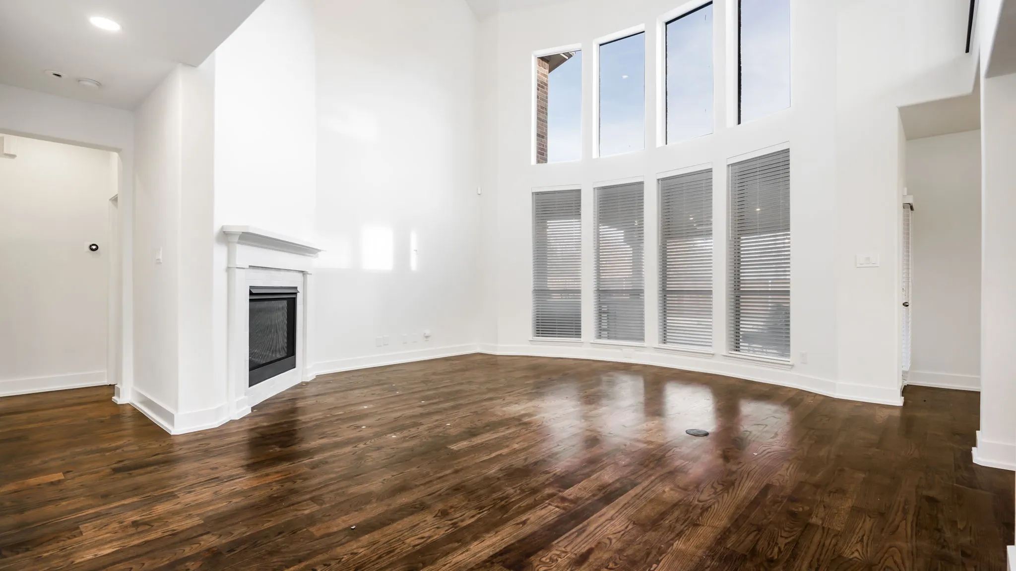 Single Family Residence For Rent in Collin County , 11890 Forge Drive, Frisco, Texas 75035, 4 Bedroom, 3 Bathroom, 2 Garage spaces, 3,593 Sqft, built in 2004, mls#21353942, Real Estate Agent in Frisco, Homes For Rent in Collin county, Homes For Rent in Frisco, Realtor in Frisco Texas, Real Estate Brokerage Independent Realty Texas, Luminita Cordes Realtor