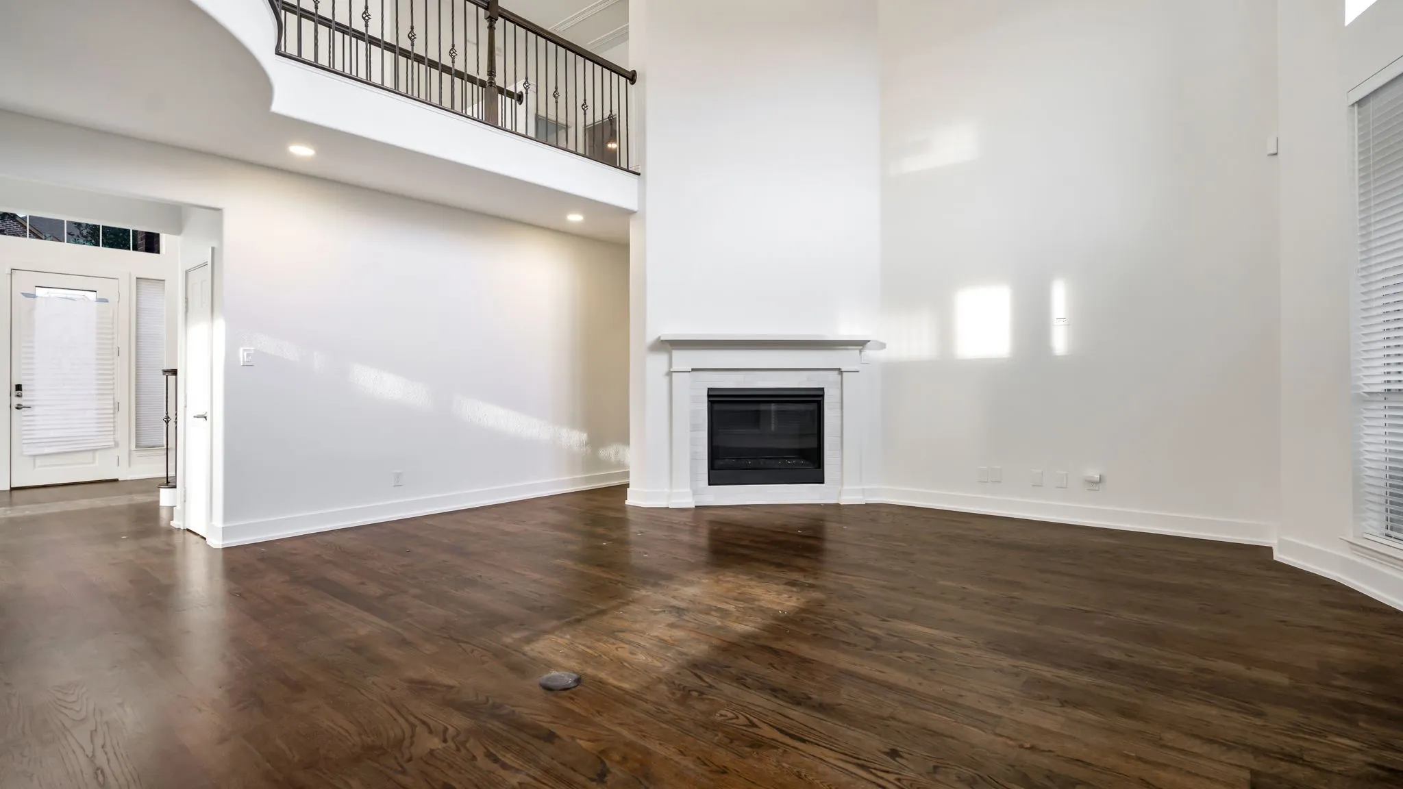 Single Family Residence For Rent in Collin County , 11890 Forge Drive, Frisco, Texas 75035, 4 Bedroom, 3 Bathroom, 2 Garage spaces, 3,593 Sqft, built in 2004, mls#21353942, Real Estate Agent in Frisco, Homes For Rent in Collin county, Homes For Rent in Frisco, Realtor in Frisco Texas, Real Estate Brokerage Independent Realty Texas, Luminita Cordes Realtor