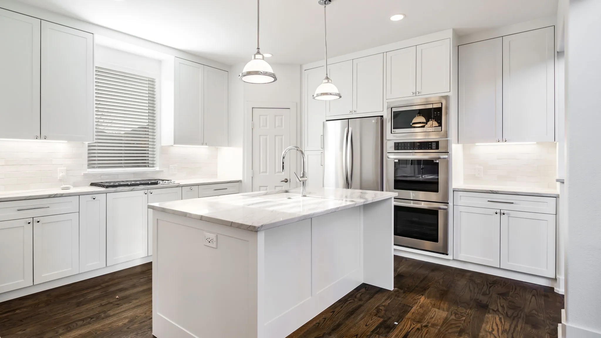 Single Family Residence For Rent in Collin County , 11890 Forge Drive, Frisco, Texas 75035, 4 Bedroom, 3 Bathroom, 2 Garage spaces, 3,593 Sqft, built in 2004, mls#21353942, Real Estate Agent in Frisco, Homes For Rent in Collin county, Homes For Rent in Frisco, Realtor in Frisco Texas, Real Estate Brokerage Independent Realty Texas, Luminita Cordes Realtor