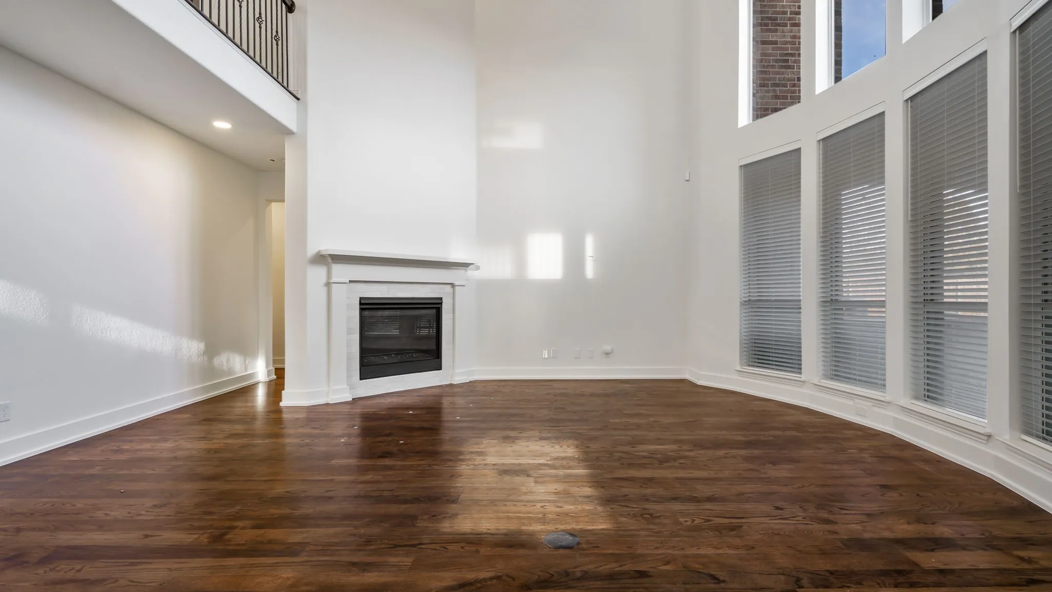 Single Family Residence For Rent in Collin County , 11890 Forge Drive, Frisco, Texas 75035, 4 Bedroom, 3 Bathroom, 2 Garage spaces, 3,593 Sqft, built in 2004, mls#21353942, Real Estate Agent in Frisco, Homes For Rent in Collin county, Homes For Rent in Frisco, Realtor in Frisco Texas, Real Estate Brokerage Independent Realty Texas, Luminita Cordes Realtor