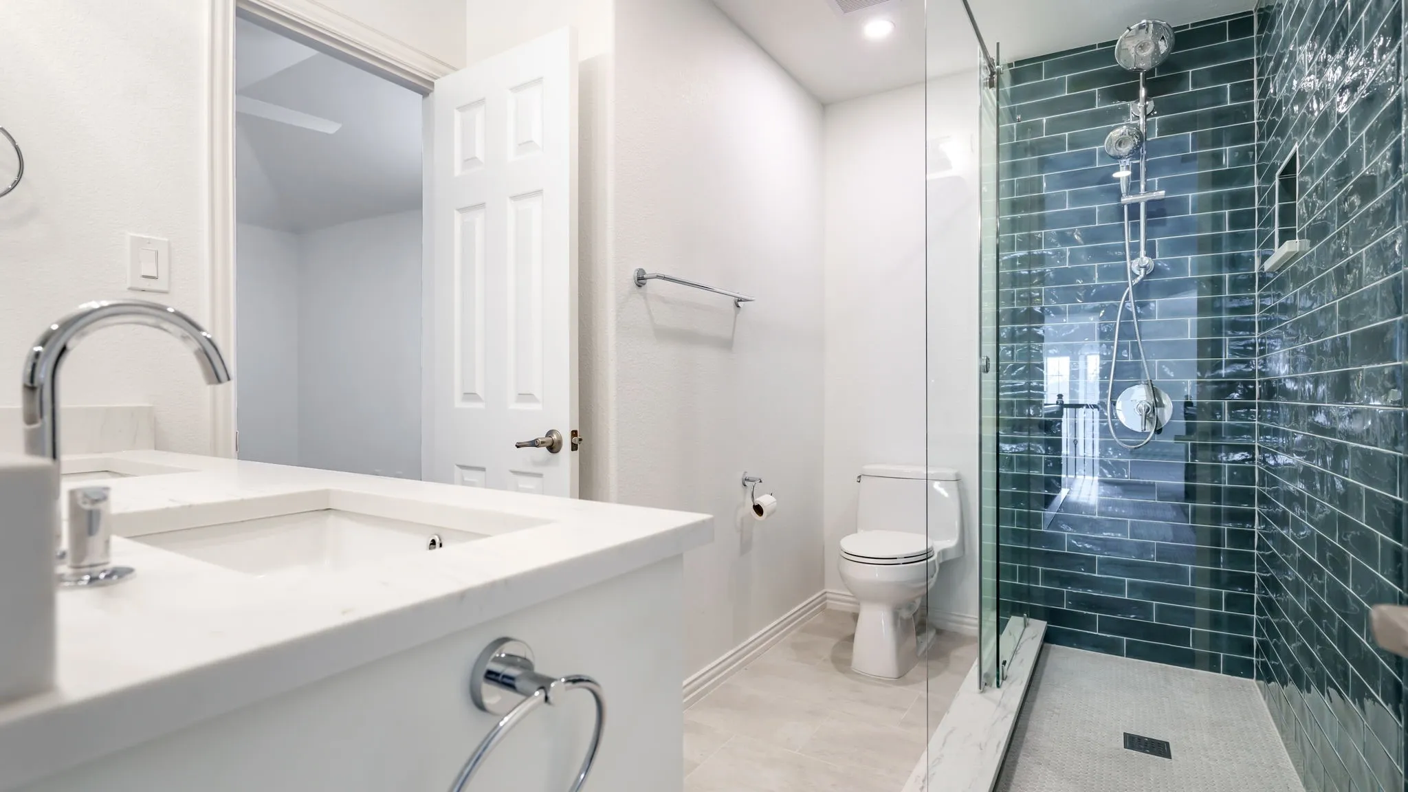 Single Family Residence For Rent in Collin County , 11890 Forge Drive, Frisco, Texas 75035, 4 Bedroom, 3 Bathroom, 2 Garage spaces, 3,593 Sqft, built in 2004, mls#21353942, Real Estate Agent in Frisco, Homes For Rent in Collin county, Homes For Rent in Frisco, Realtor in Frisco Texas, Real Estate Brokerage Independent Realty Texas, Luminita Cordes Realtor