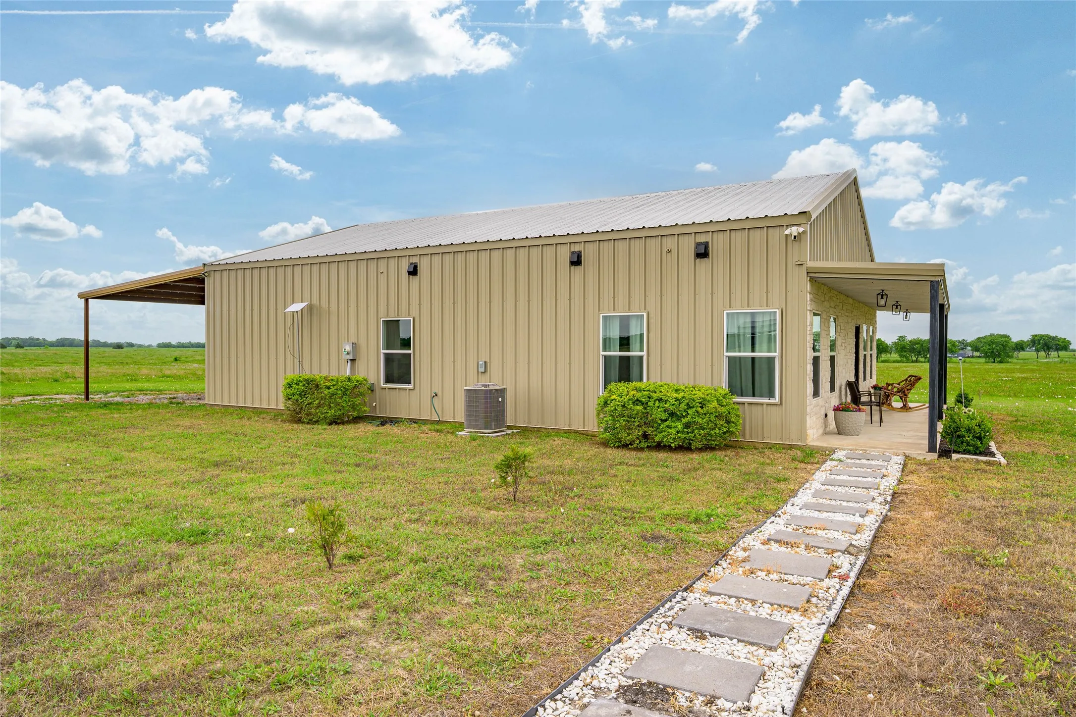 Farm For Sale in Fannin County , 435 County Road 4875, Celeste, Texas 75423, 3 Bedroom, 2 Bathroom, Garage spaces, 1,800 Sqft, built in 2022, Price $599,000, mls#21357736, Real Estate Agent in Celeste, Homes For Sale in Fannin county, Homes For Sale in Celeste, Realtor in Celeste Texas, Real Estate Brokerage Independent Realty Texas, Luminita Cordes Realtor
