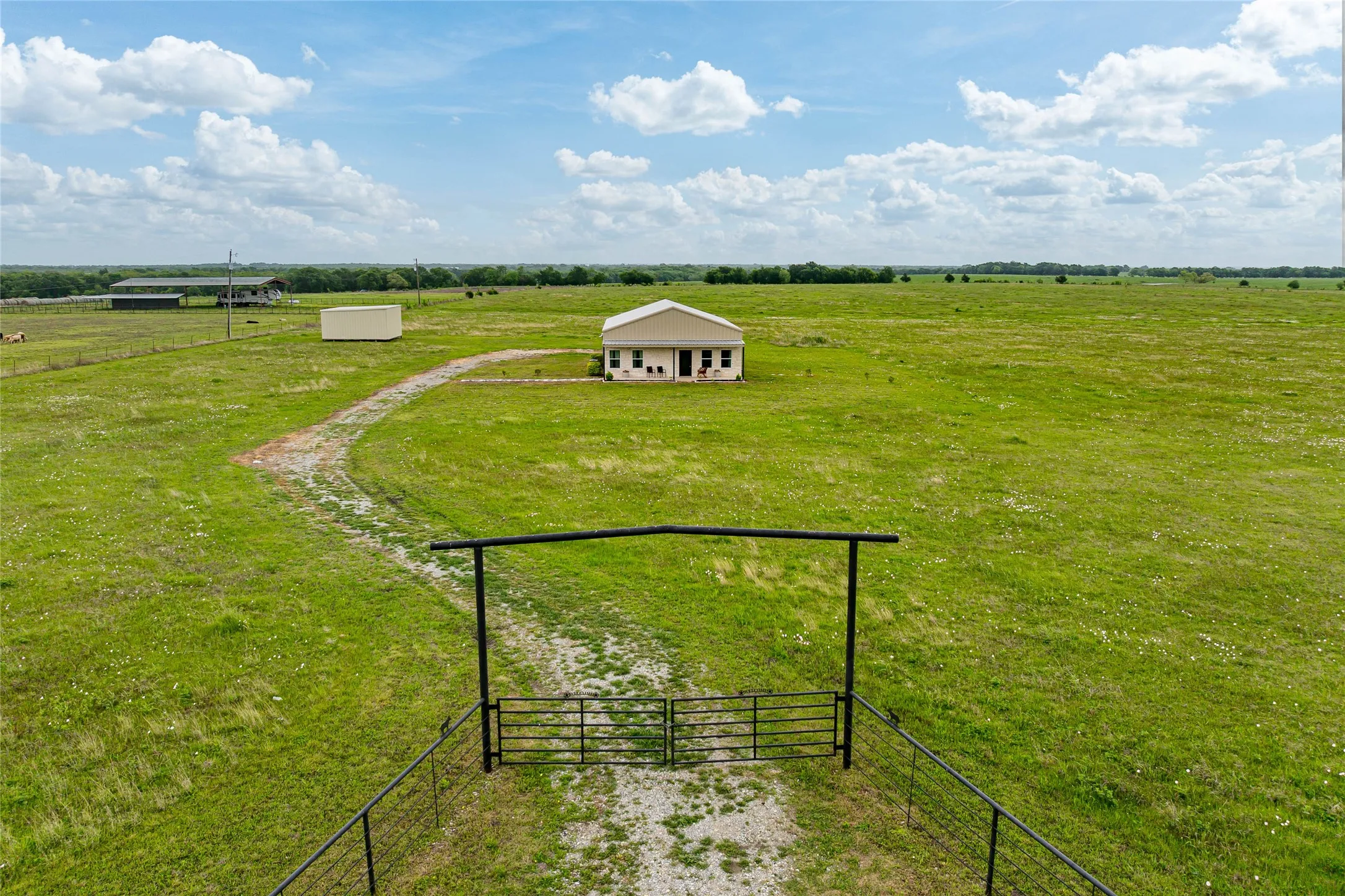 Farm For Sale in Fannin County , 435 County Road 4875, Celeste, Texas 75423, 3 Bedroom, 2 Bathroom, Garage spaces, 1,800 Sqft, built in 2022, Price $599,000, mls#21357736, Real Estate Agent in Celeste, Homes For Sale in Fannin county, Homes For Sale in Celeste, Realtor in Celeste Texas, Real Estate Brokerage Independent Realty Texas, Luminita Cordes Realtor