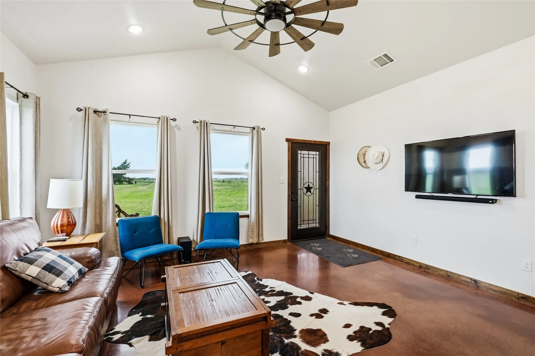Farm For Sale in Fannin County , 435 County Road 4875, Celeste, Texas 75423, 3 Bedroom, 2 Bathroom, Garage spaces, 1,800 Sqft, built in 2022, Price $599,000, mls#21357736, Real Estate Agent in Celeste, Homes For Sale in Fannin county, Homes For Sale in Celeste, Realtor in Celeste Texas, Real Estate Brokerage Independent Realty Texas, Luminita Cordes Realtor