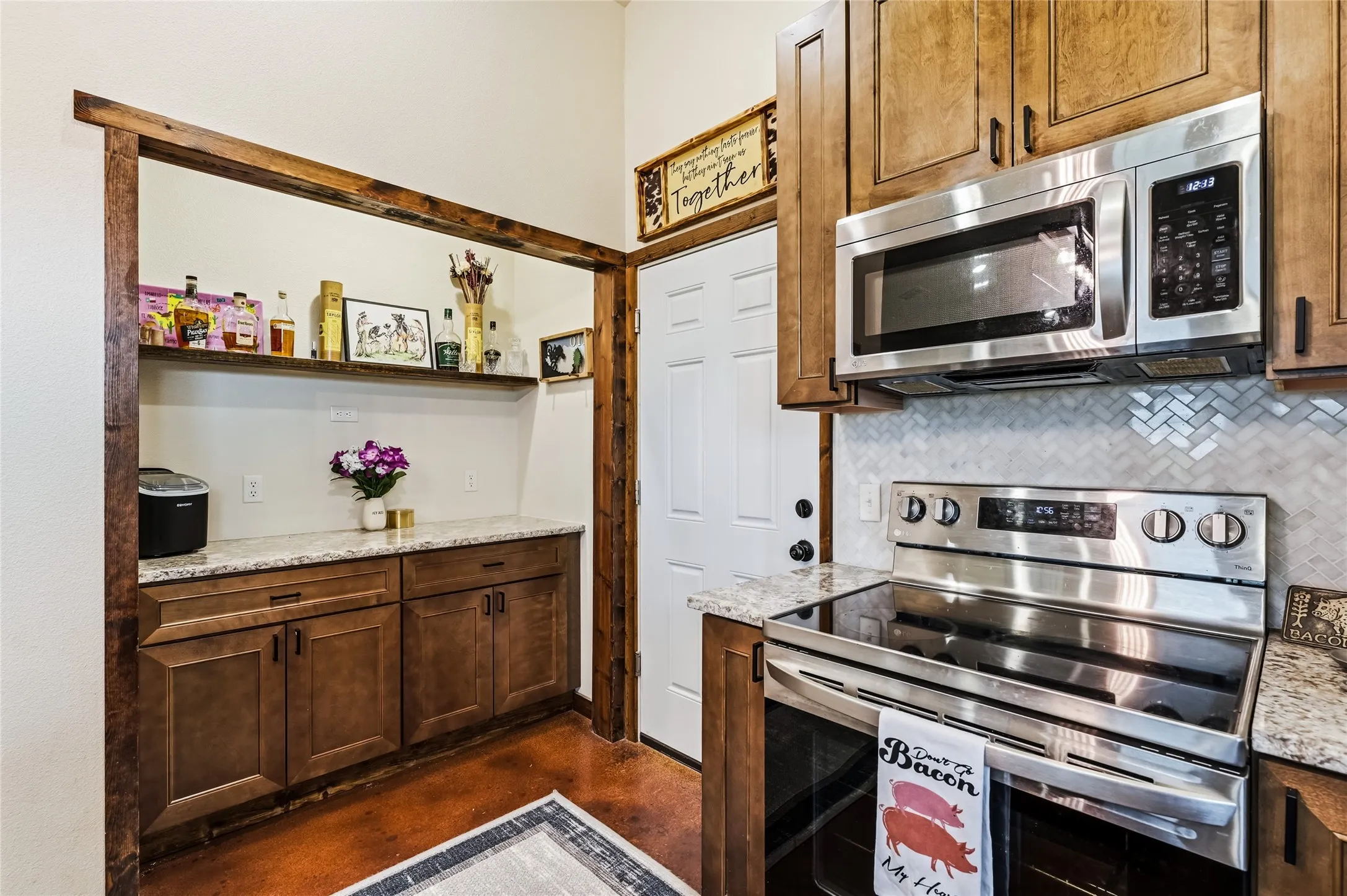 Farm For Sale in Fannin County , 435 County Road 4875, Celeste, Texas 75423, 3 Bedroom, 2 Bathroom, Garage spaces, 1,800 Sqft, built in 2022, Price $599,000, mls#21357736, Real Estate Agent in Celeste, Homes For Sale in Fannin county, Homes For Sale in Celeste, Realtor in Celeste Texas, Real Estate Brokerage Independent Realty Texas, Luminita Cordes Realtor