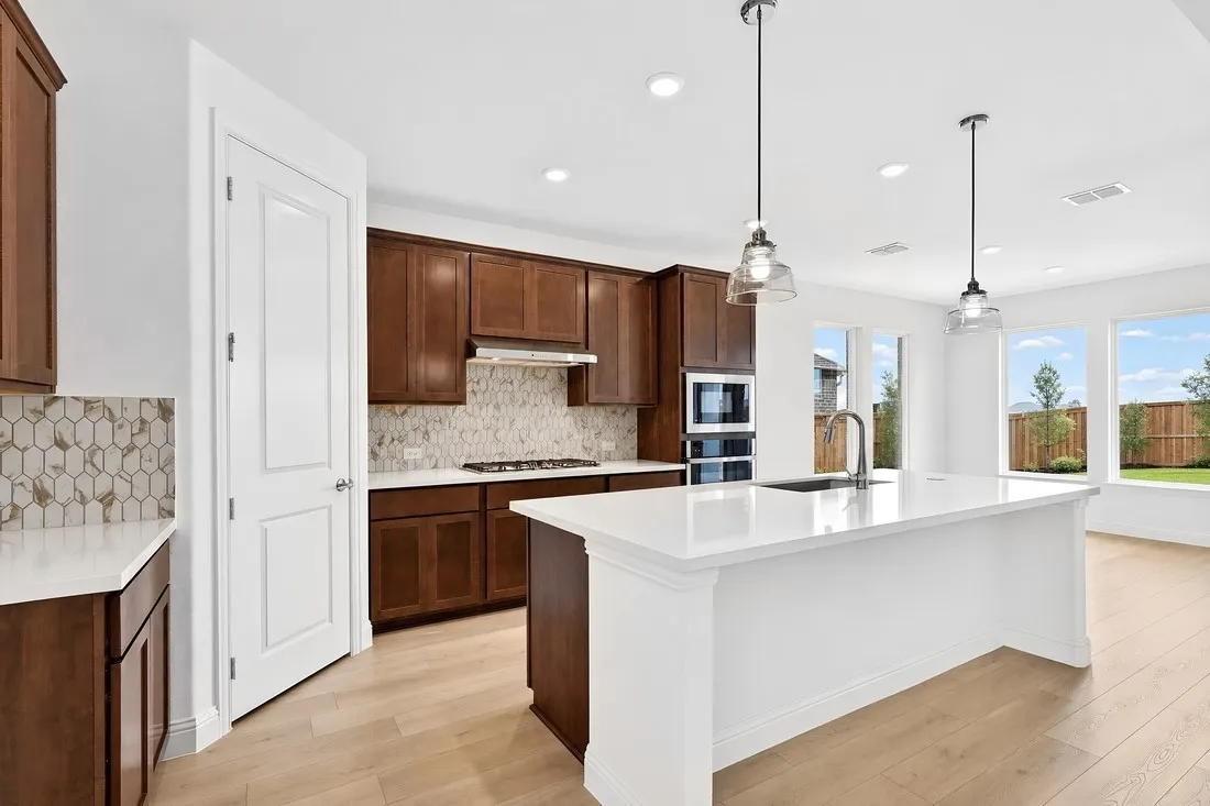 546 Wisteria Street ~ Ready Now