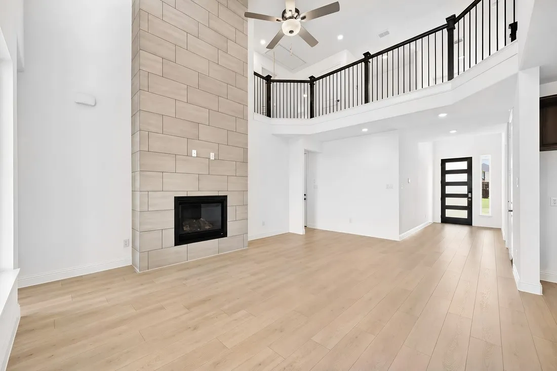 546 Wisteria Street ~ Ready Now