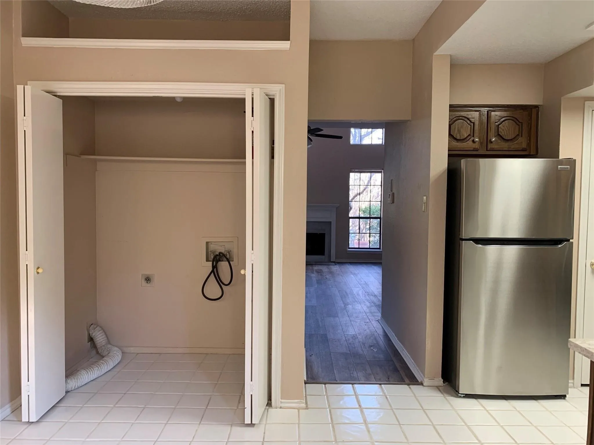 Condominium For Rent in Dallas County , 14333 Preston Road 1604, Dallas, Texas 75254, 1 Bedroom, 2 Bathroom, Garage spaces, 1,028 Sqft, built in 1982, mls#21357802, Real Estate Agent in Dallas, Homes For Rent in Dallas county, Homes For Rent in Dallas, Realtor in Dallas Texas, Real Estate Brokerage Independent Realty Texas, Luminita Cordes Realtor