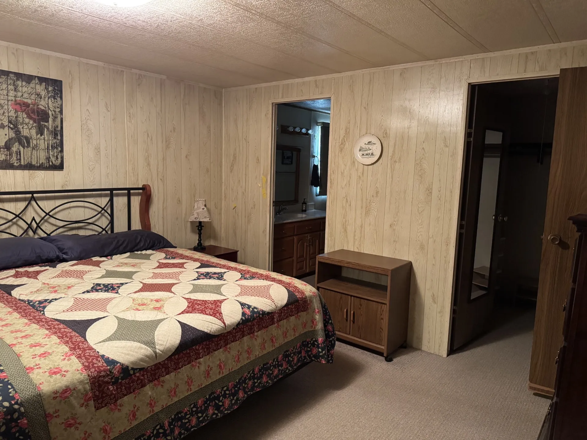 Mobile Home For Sale in Grayson County , 93 Grace Lane, Pottsboro, Texas 75076, 3 Bedroom, 2 Bathroom, Garage spaces, 1,424 Sqft, built in 1983, mls#21352753, Real Estate Agent in Pottsboro, Homes For Sale in Grayson county, Homes For Sale in Pottsboro, Realtor in Pottsboro Texas, Real Estate Brokerage Independent Realty Texas, Luminita Cordes Realtor