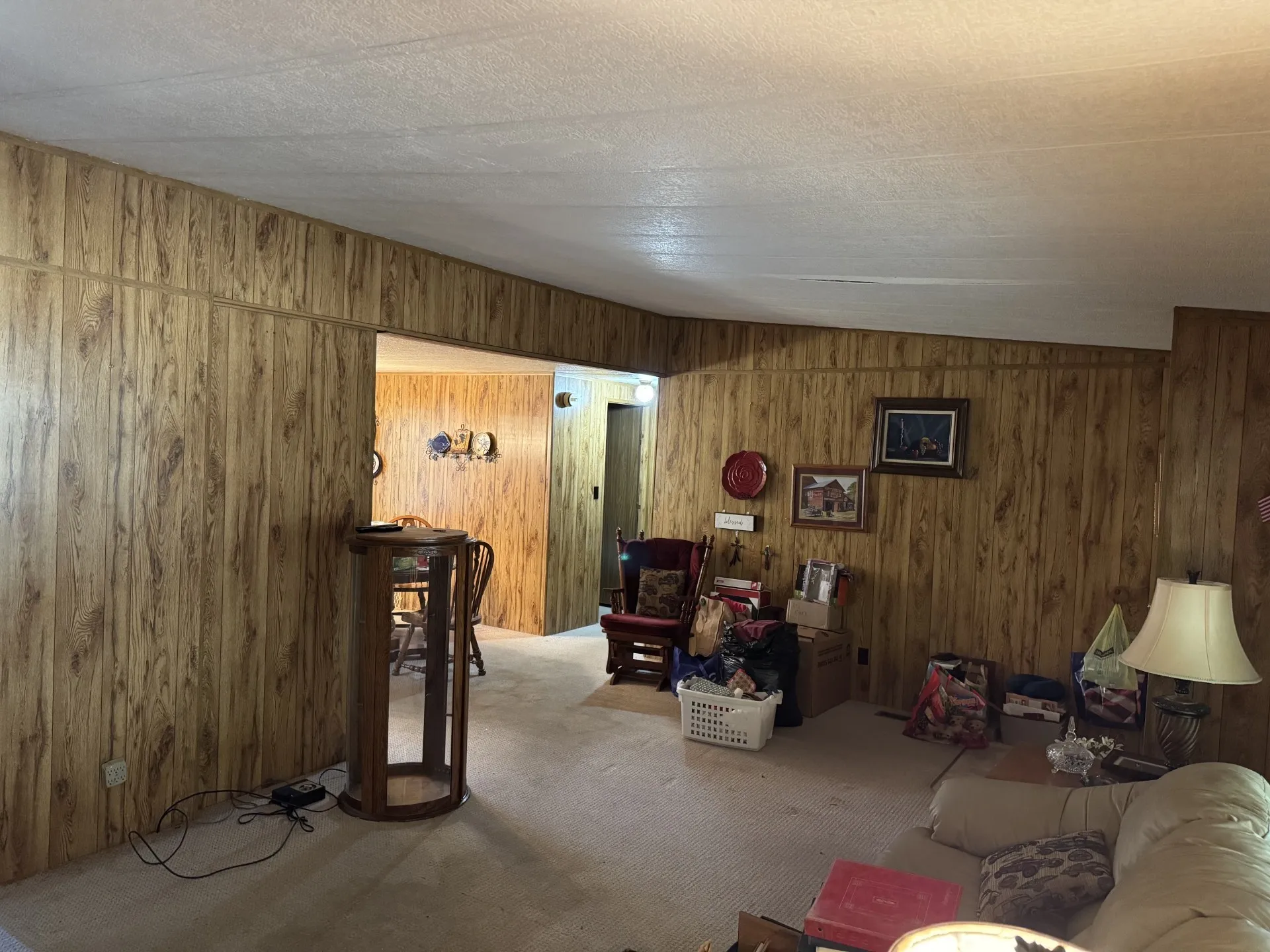 Mobile Home For Sale in Grayson County , 93 Grace Lane, Pottsboro, Texas 75076, 3 Bedroom, 2 Bathroom, Garage spaces, 1,424 Sqft, built in 1983, mls#21352753, Real Estate Agent in Pottsboro, Homes For Sale in Grayson county, Homes For Sale in Pottsboro, Realtor in Pottsboro Texas, Real Estate Brokerage Independent Realty Texas, Luminita Cordes Realtor