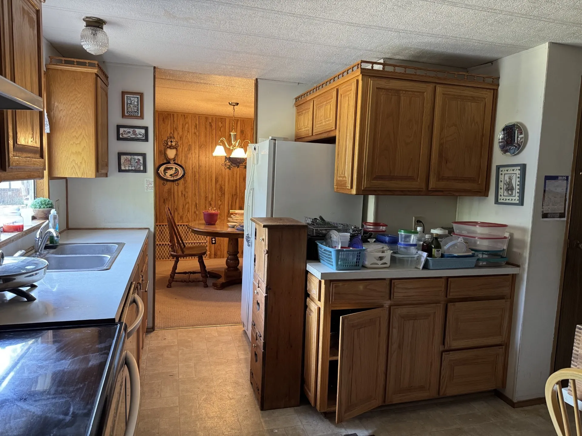 Mobile Home For Sale in Grayson County , 93 Grace Lane, Pottsboro, Texas 75076, 3 Bedroom, 2 Bathroom, Garage spaces, 1,424 Sqft, built in 1983, mls#21352753, Real Estate Agent in Pottsboro, Homes For Sale in Grayson county, Homes For Sale in Pottsboro, Realtor in Pottsboro Texas, Real Estate Brokerage Independent Realty Texas, Luminita Cordes Realtor