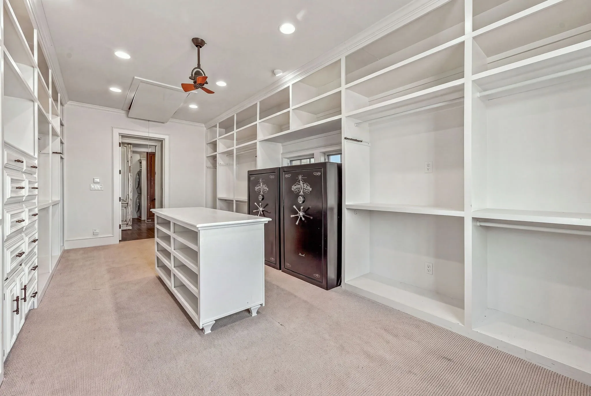 Single Family Residence For Sale in Young County , 12824 Fm 1769, Graham, Texas 76450, 3 Bedroom, 3 Bathroom, Garage spaces, 4,210 Sqft, built in 2011, mls#21353396, Real Estate Agent in Graham, Homes For Sale in Young county, Homes For Sale in Graham, Realtor in Graham Texas, Real Estate Brokerage Independent Realty Texas, Luminita Cordes Realtor