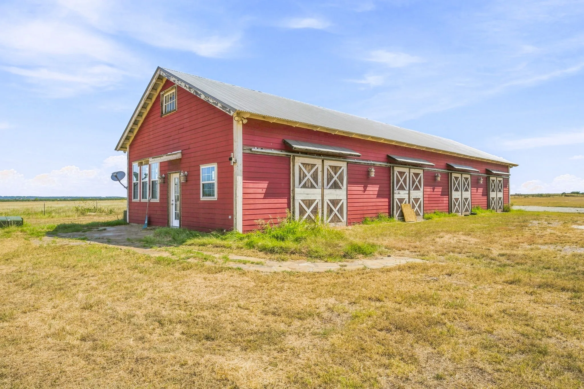 Single Family Residence For Sale in Young County , 12824 Fm 1769, Graham, Texas 76450, 3 Bedroom, 3 Bathroom, Garage spaces, 4,210 Sqft, built in 2011, mls#21353396, Real Estate Agent in Graham, Homes For Sale in Young county, Homes For Sale in Graham, Realtor in Graham Texas, Real Estate Brokerage Independent Realty Texas, Luminita Cordes Realtor