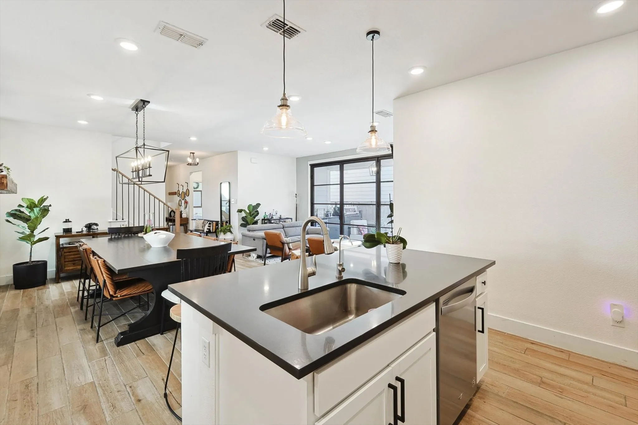 Single Family Residence For Rent in Denton County , 2420 Elm Place, Northlake, Texas 76247, 4 Bedroom, 3 Bathroom, 2 Garage spaces, 2,273 Sqft, built in 2020, mls#21355943, Real Estate Agent in Northlake, Homes For Rent in Denton county, Homes For Rent in Northlake, Realtor in Northlake Texas, Real Estate Brokerage Independent Realty Texas, Luminita Cordes Realtor