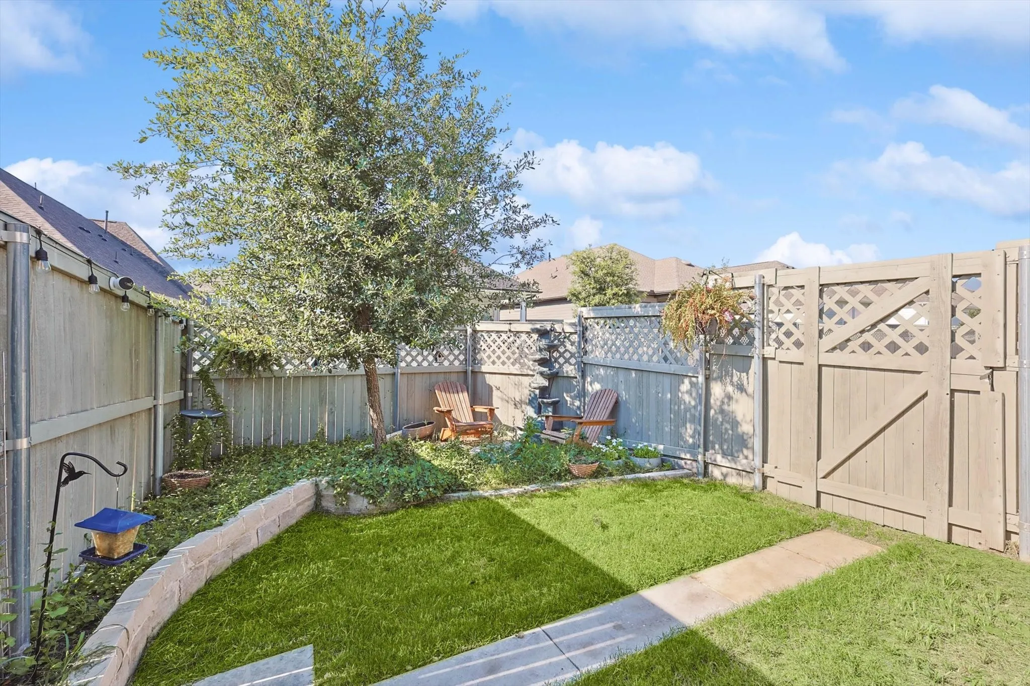 Single Family Residence For Rent in Denton County , 2420 Elm Place, Northlake, Texas 76247, 4 Bedroom, 3 Bathroom, 2 Garage spaces, 2,273 Sqft, built in 2020, mls#21355943, Real Estate Agent in Northlake, Homes For Rent in Denton county, Homes For Rent in Northlake, Realtor in Northlake Texas, Real Estate Brokerage Independent Realty Texas, Luminita Cordes Realtor