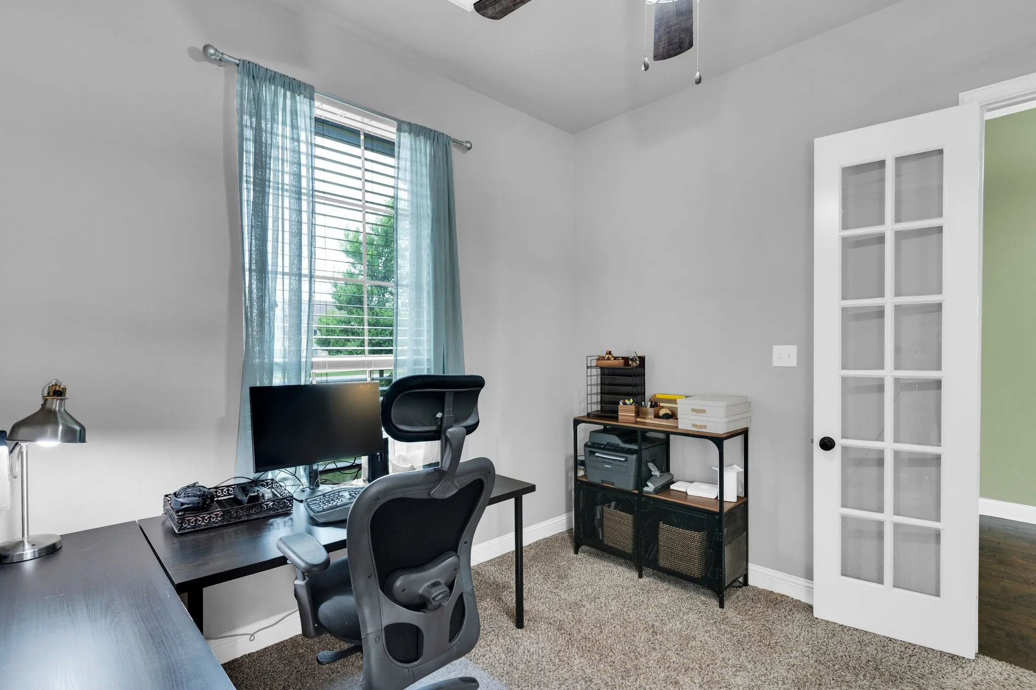 Single Family Residence For Sale in Ellis County , 102 Willowbrook Drive, Waxahachie, Texas 75165, 4 Bedroom, 3 Bathroom, 4 Garage spaces, 2,607 Sqft, built in 2015, mls#21355454, Real Estate Agent in Waxahachie, Homes For Sale in Ellis county, Homes For Sale in Waxahachie, Realtor in Waxahachie Texas, Real Estate Brokerage Independent Realty Texas, Luminita Cordes Realtor