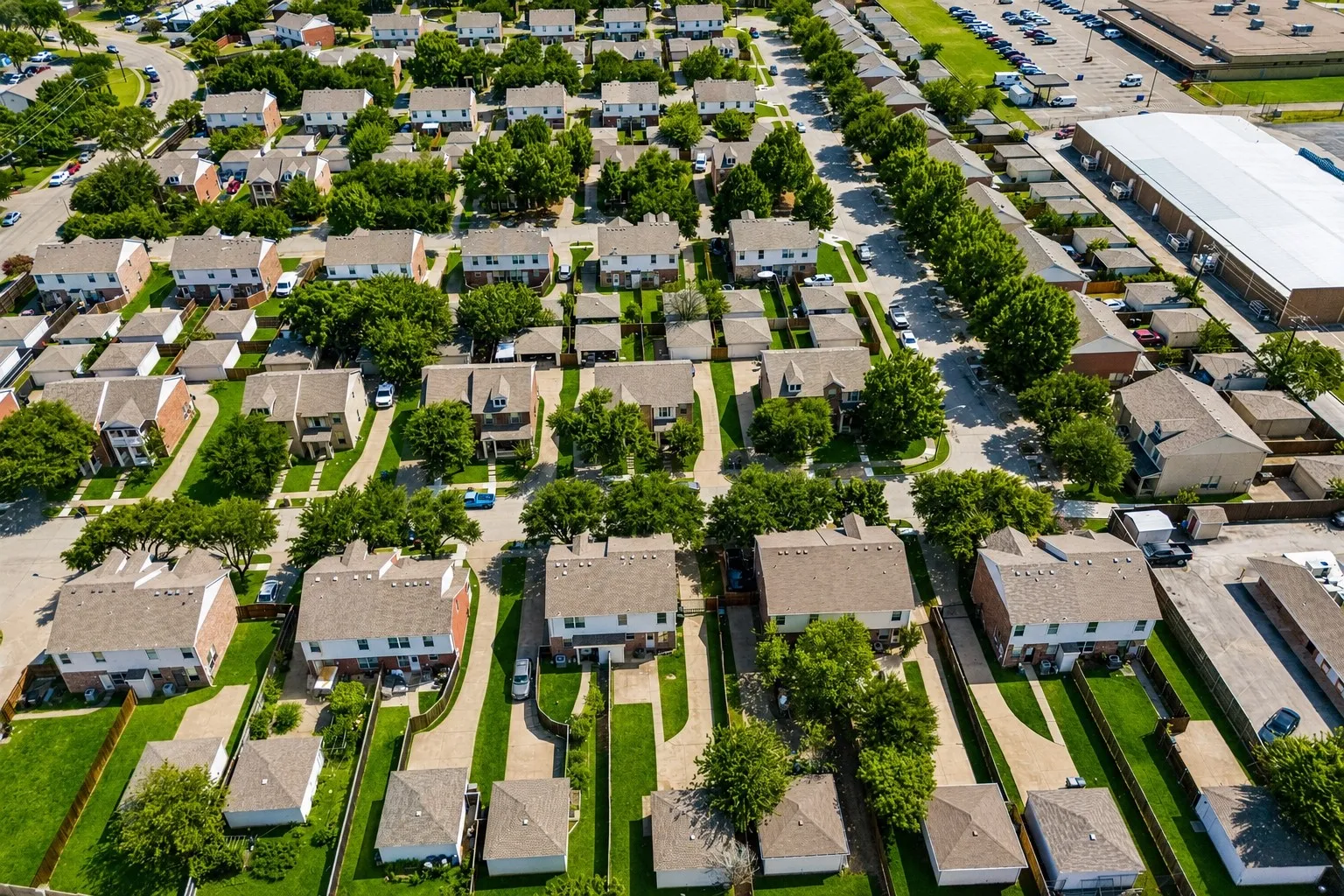 Townhouse For Sale in Collin County , 2617 Boedeker Drive, Plano, Texas 75074, 3 Bedroom, 2 Bathroom, 2 Garage spaces, 1,303 Sqft, built in 2004, Price $300,000, mls#21357615, Real Estate Agent in Plano, Homes For Sale in Collin county, Homes For Sale in Plano, Realtor in Plano Texas, Real Estate Brokerage Independent Realty Texas, Luminita Cordes Realtor
