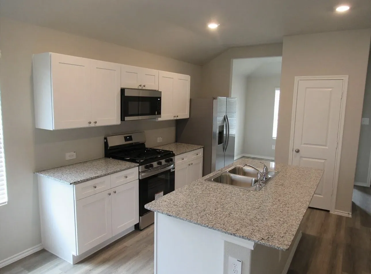 Single Family Residence For Rent in Denton County , 1612 Tin Roof Road, Krum, Texas 76249, 3 Bedroom, 2 Bathroom, 2 Garage spaces, 1,399 Sqft, built in 2026, mls#21357850, Real Estate Agent in Krum, Homes For Rent in Denton county, Homes For Rent in Krum, Realtor in Krum Texas, Real Estate Brokerage Independent Realty Texas, Luminita Cordes Realtor