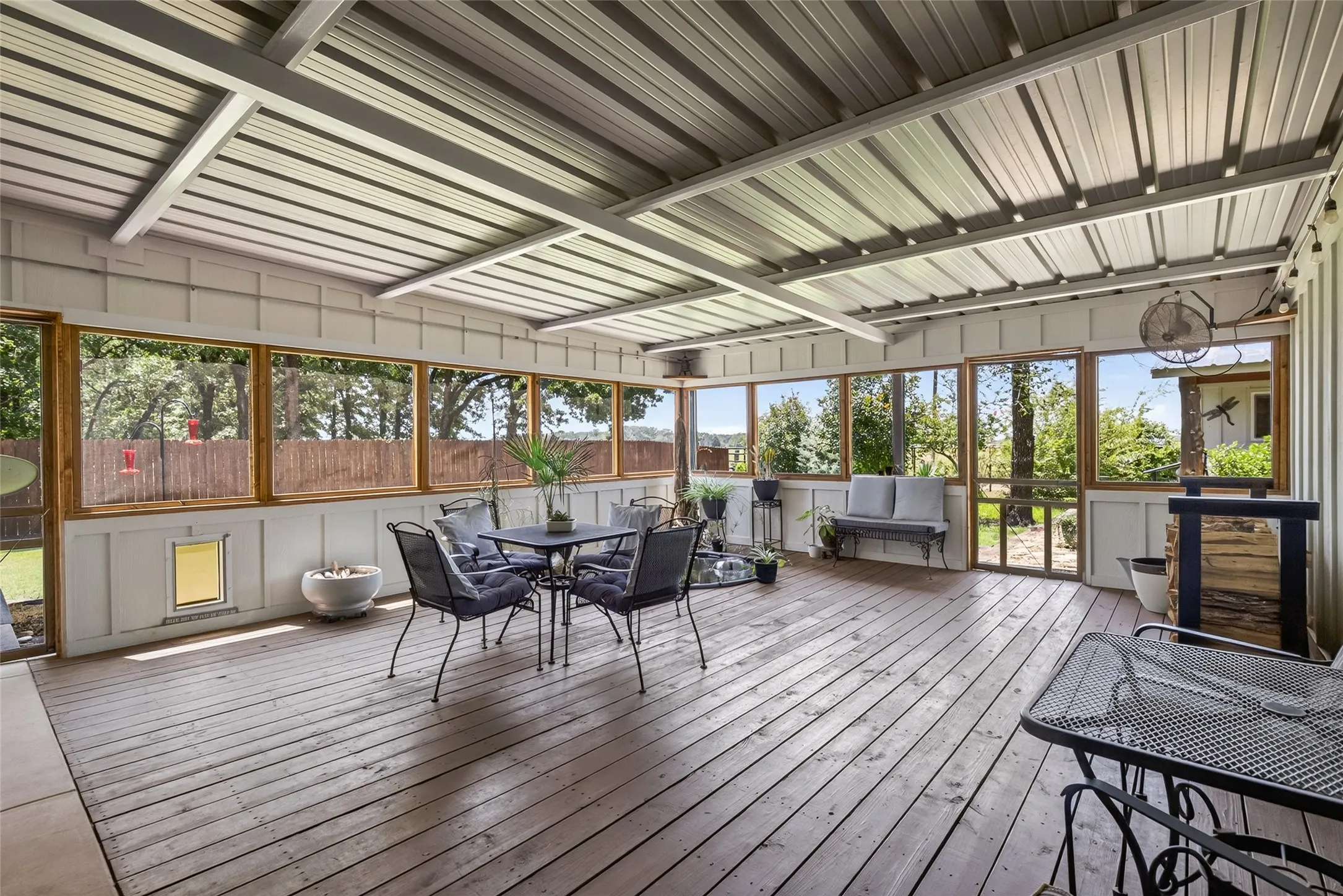 Single Family Residence For Sale in Henderson County , 116 Pauline Road, Mabank, Texas 75156, 4 Bedroom, 2 Bathroom, 2 Garage spaces, 2,843 Sqft, built in 2017, mls#21354539, Real Estate Agent in Mabank, Homes For Sale in Henderson county, Homes For Sale in Mabank, Realtor in Mabank Texas, Real Estate Brokerage Independent Realty Texas, Luminita Cordes Realtor