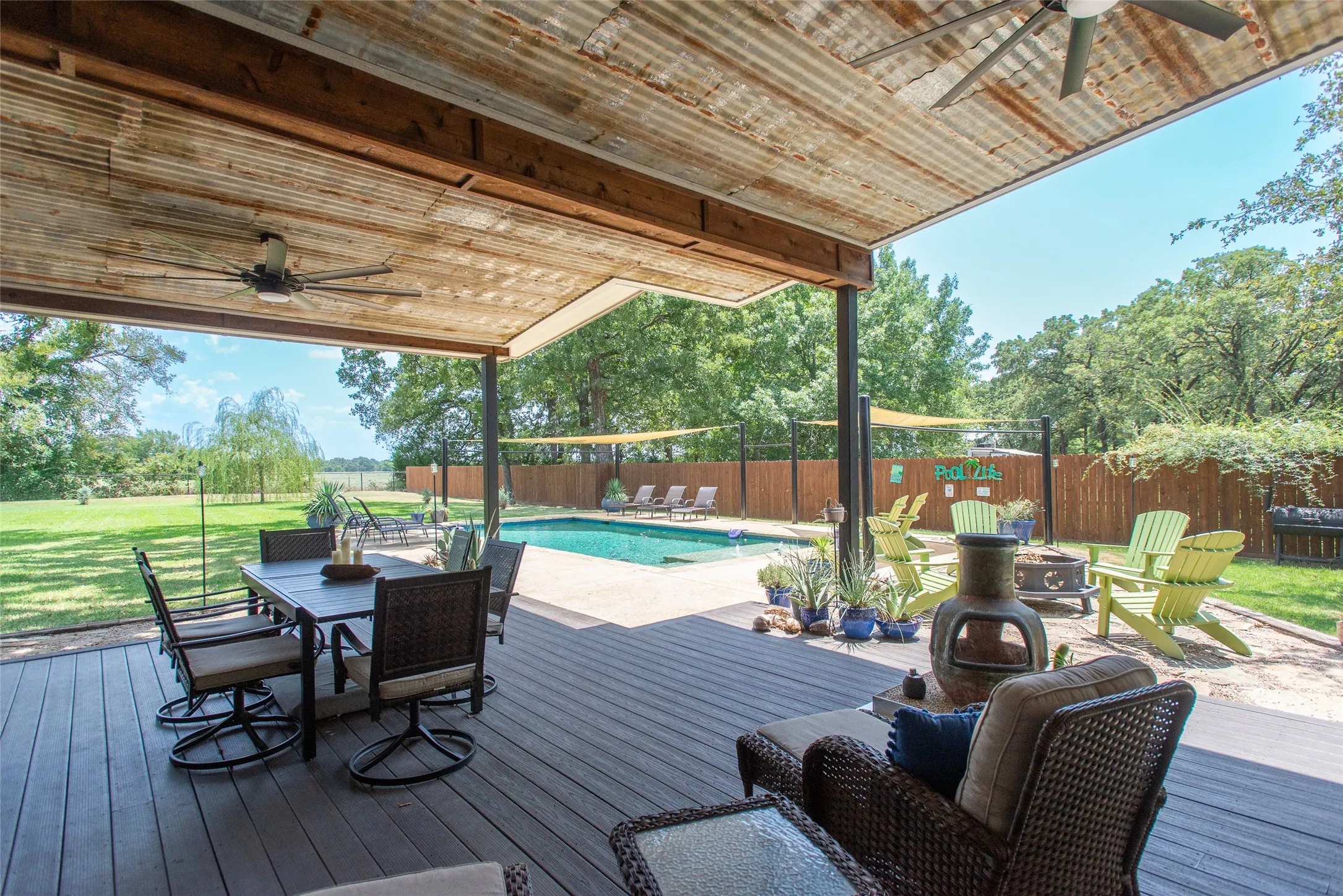 Single Family Residence For Sale in Henderson County , 116 Pauline Road, Mabank, Texas 75156, 4 Bedroom, 2 Bathroom, 2 Garage spaces, 2,843 Sqft, built in 2017, mls#21354539, Real Estate Agent in Mabank, Homes For Sale in Henderson county, Homes For Sale in Mabank, Realtor in Mabank Texas, Real Estate Brokerage Independent Realty Texas, Luminita Cordes Realtor