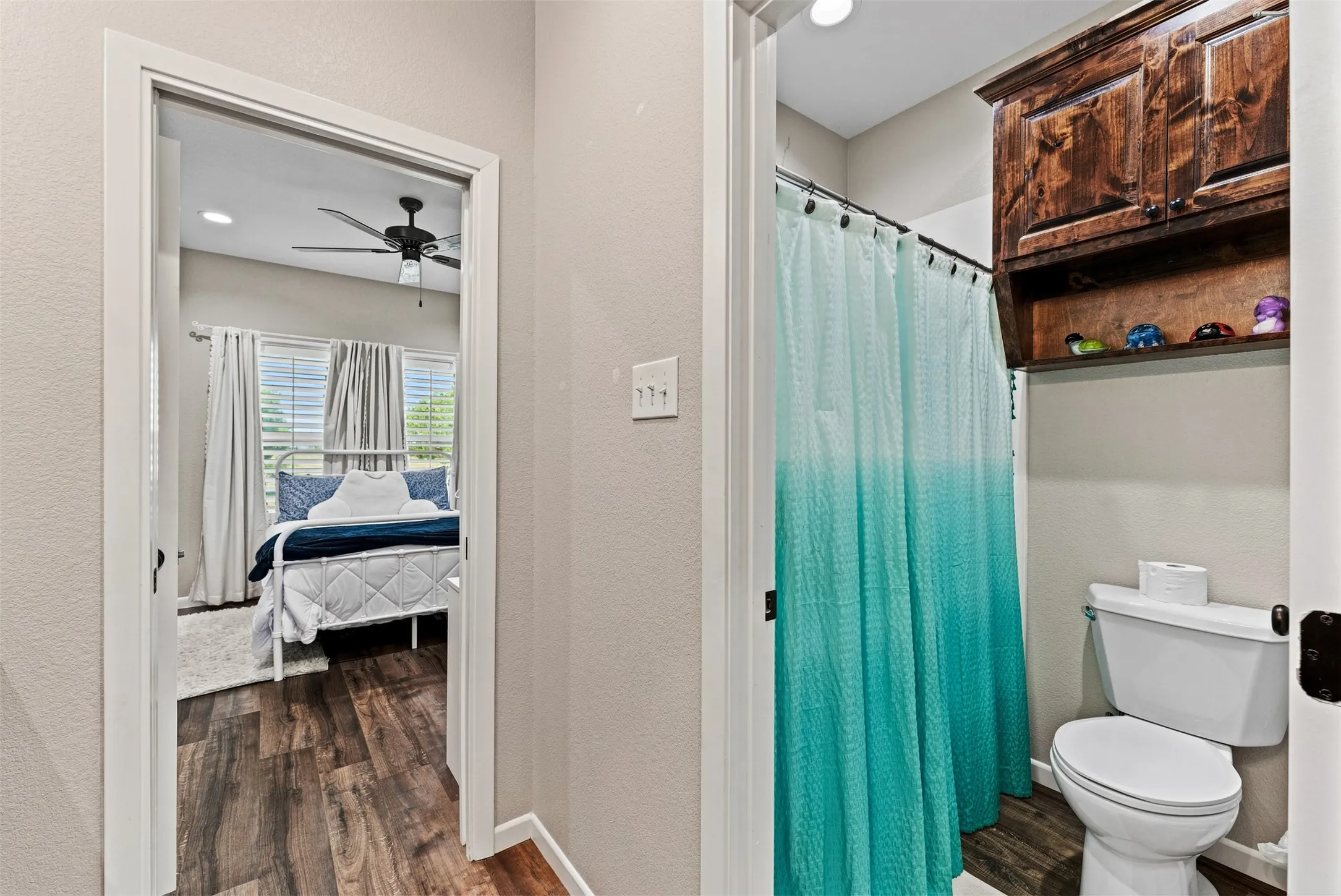 Single Family Residence For Sale in Mc Lennan County , 717 Dove Hill Lane, China Spring, Texas 76633, 3 Bedroom, 3 Bathroom, Garage spaces, 1,817 Sqft, built in 2021, mls#21355682, Real Estate Agent in China Spring, Homes For Sale in Mc Lennan county, Homes For Sale in China Spring, Realtor in China Spring Texas, Real Estate Brokerage Independent Realty Texas, Luminita Cordes Realtor