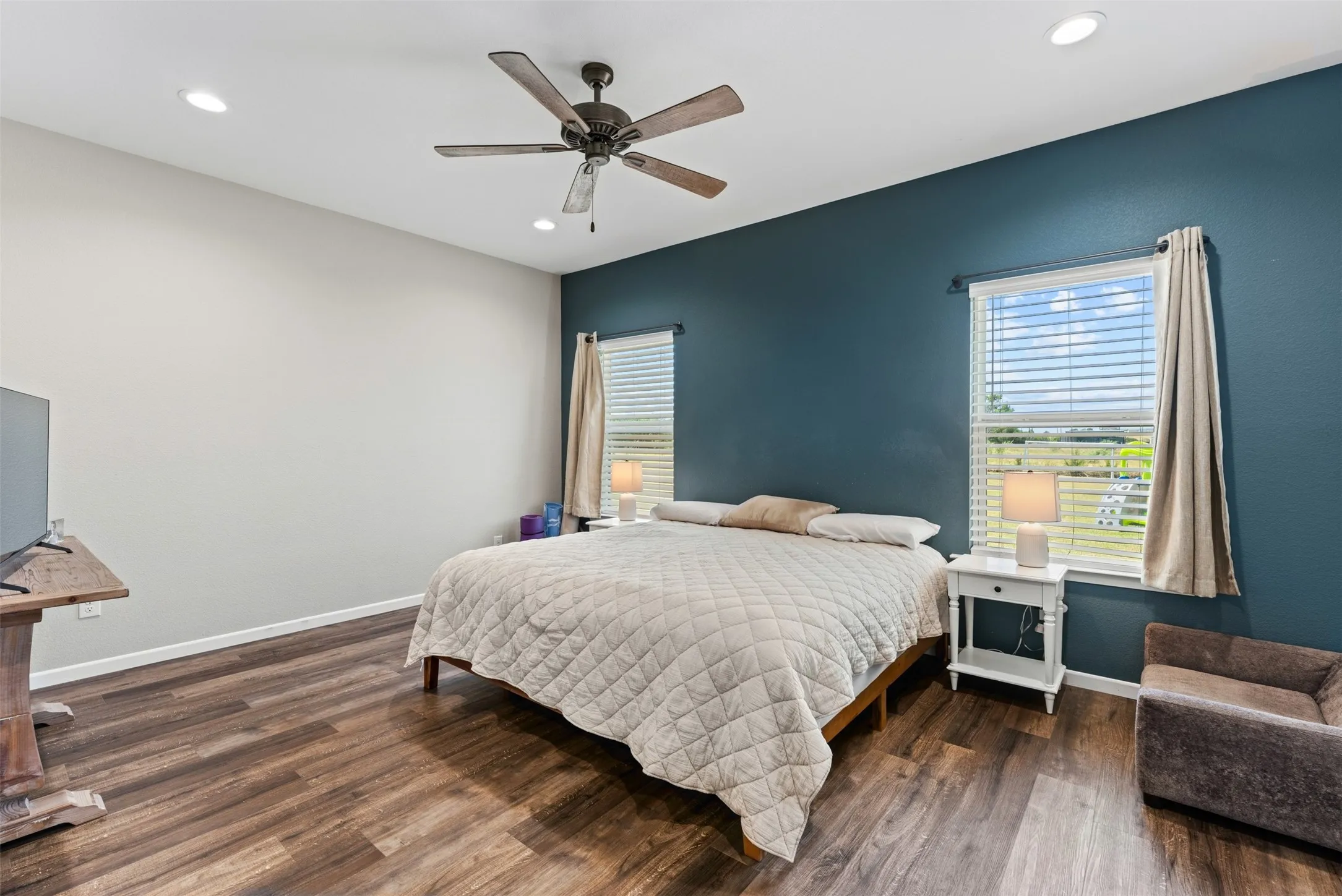 Single Family Residence For Sale in Mc Lennan County , 717 Dove Hill Lane, China Spring, Texas 76633, 3 Bedroom, 3 Bathroom, Garage spaces, 1,817 Sqft, built in 2021, mls#21355682, Real Estate Agent in China Spring, Homes For Sale in Mc Lennan county, Homes For Sale in China Spring, Realtor in China Spring Texas, Real Estate Brokerage Independent Realty Texas, Luminita Cordes Realtor